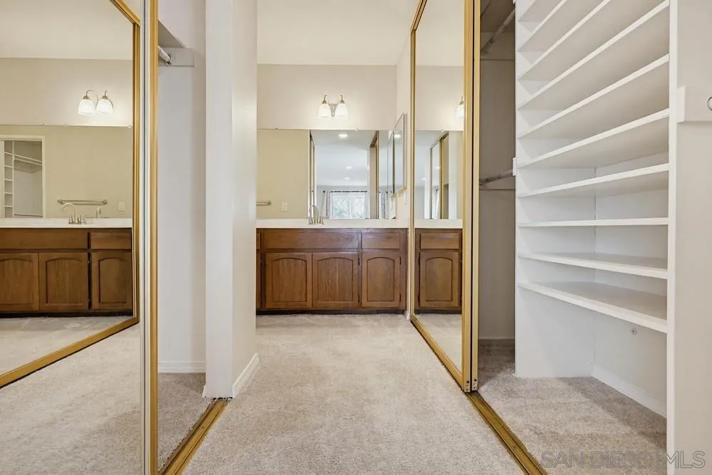https://cdn.realtyfeed.com/cdn/127/260015456/5fb347eeaa8afa9850f6178fe7c0b815.webp