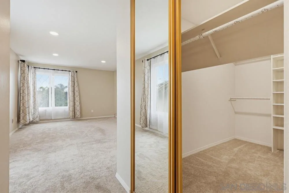 https://cdn.realtyfeed.com/cdn/127/260015456/b0b8bd8a0fd567aa49db3c21ffc5174c.webp