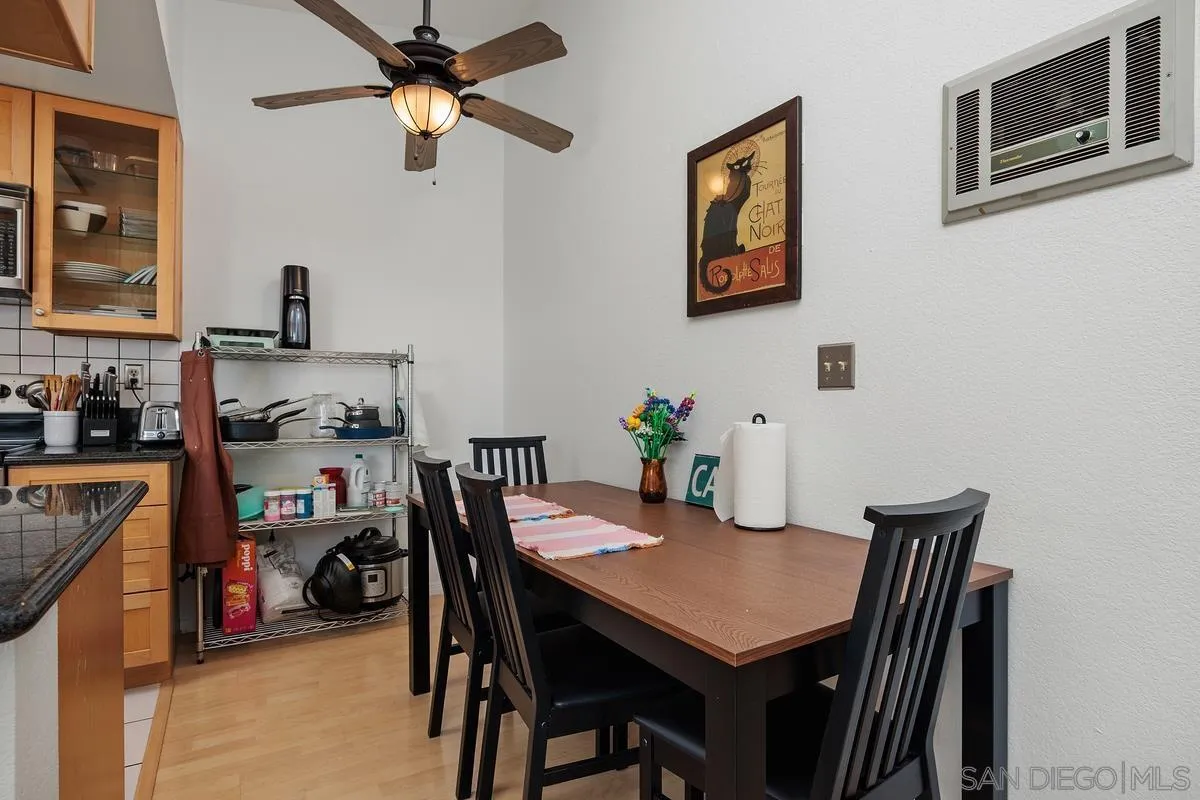 Photo #7: 260015457 Listing: Photo #7