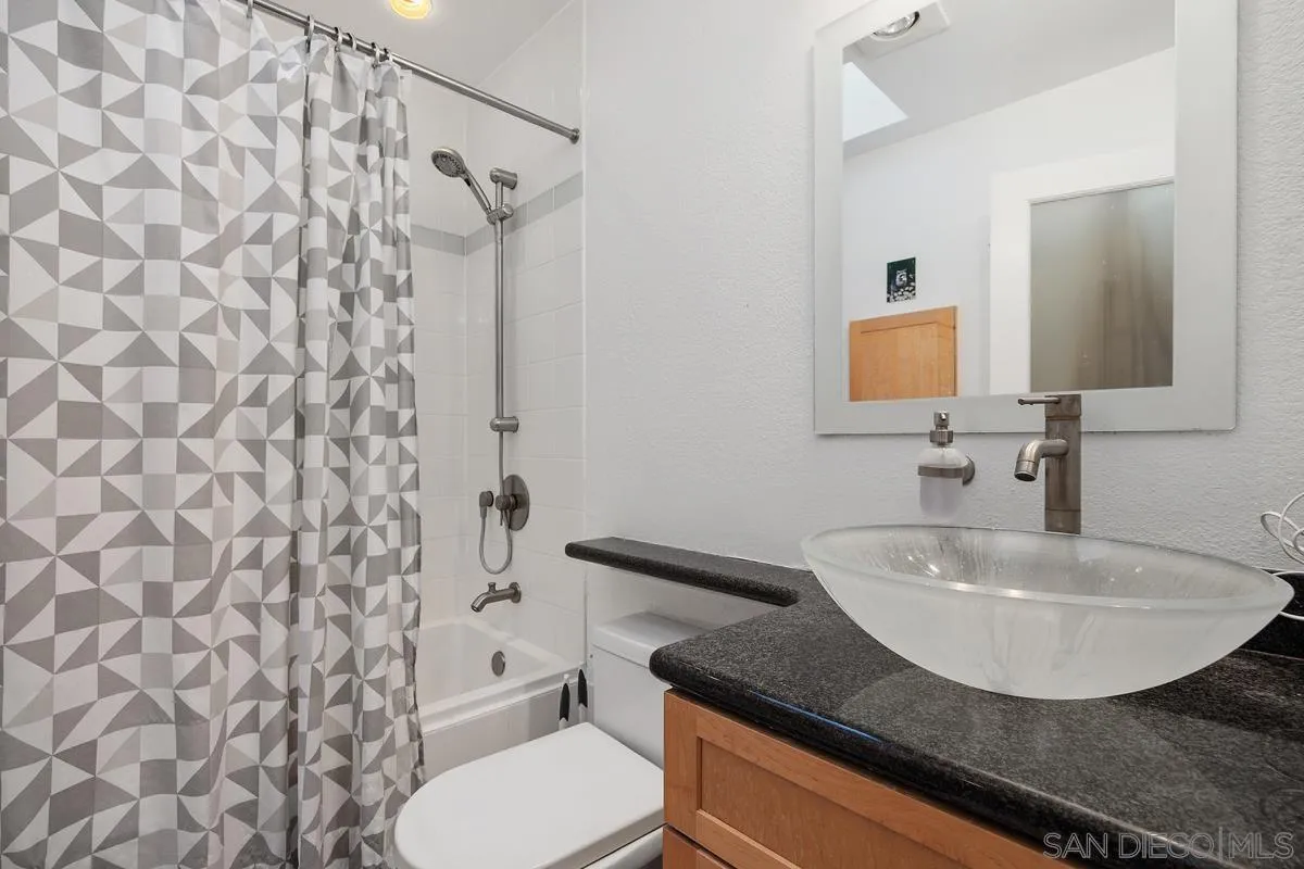 Photo #14: 260015457 Listing: Photo #14