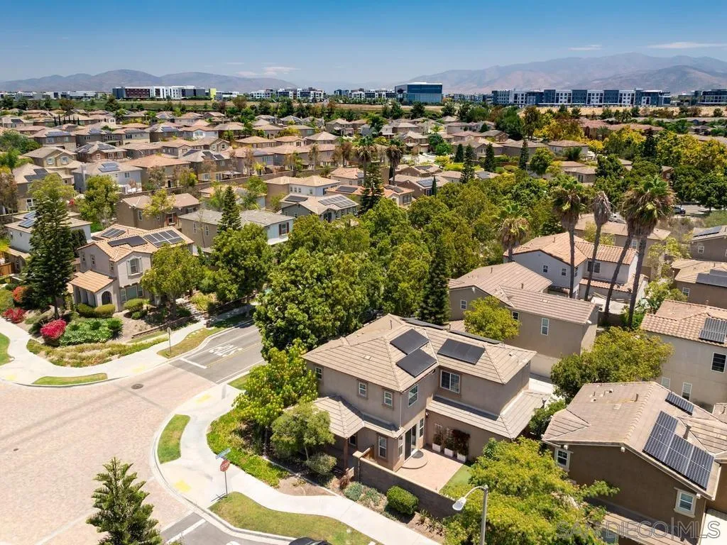 https://cdn.realtyfeed.com/cdn/127/260015463/1c8acf2ee46e1e90f523604496a05ffb.webp