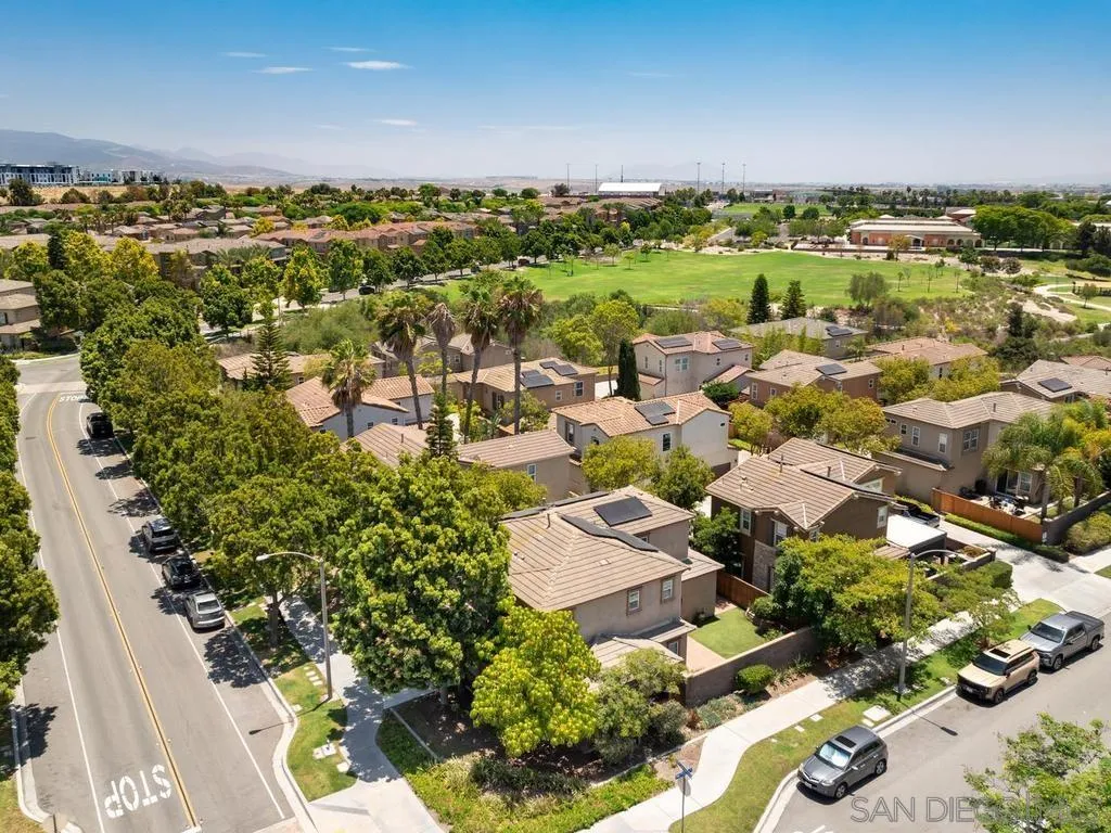 https://cdn.realtyfeed.com/cdn/127/260015463/5b8e6343c5fba5c2f77cd92a001c658e.webp