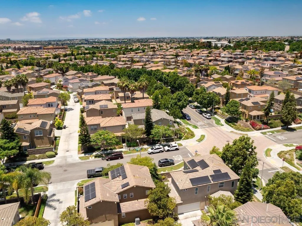 https://cdn.realtyfeed.com/cdn/127/260015463/941d963693de51efed7fff91eacbbc9c.webp
