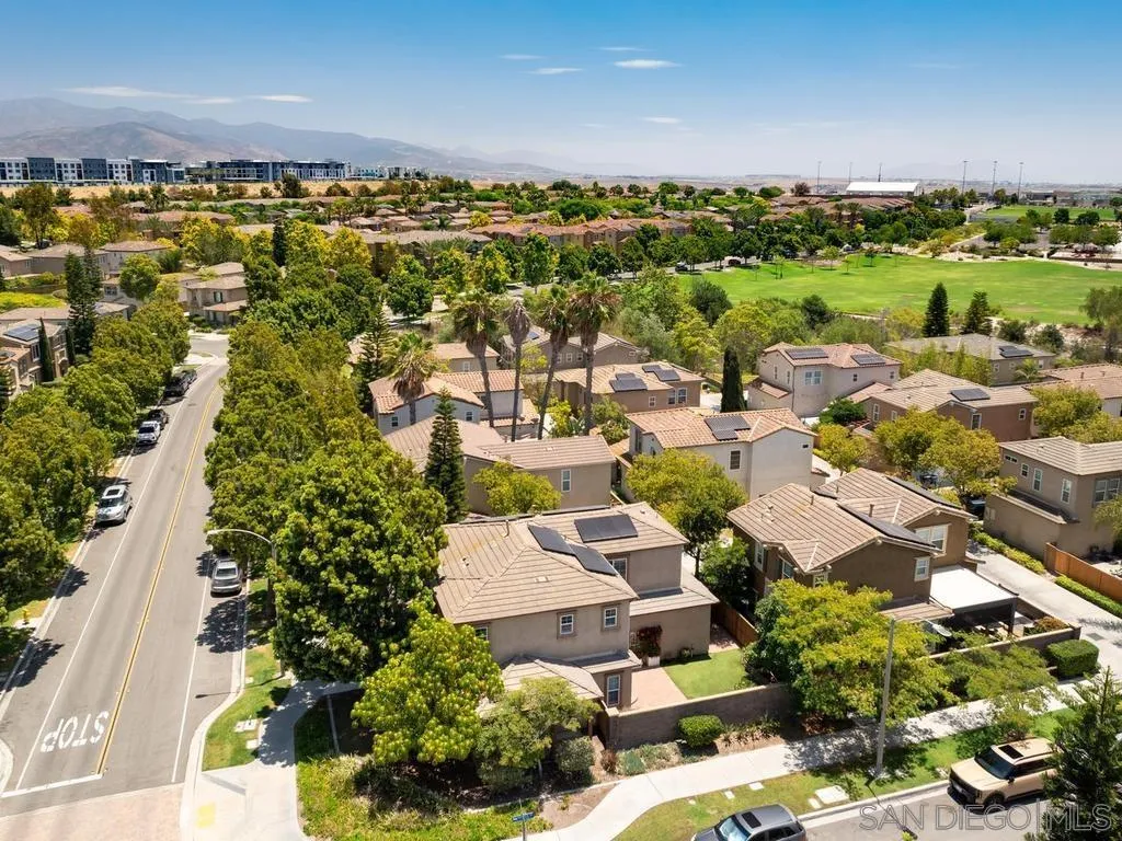 https://cdn.realtyfeed.com/cdn/127/260015463/aa6f8ec12f21f160a4aa0255179f4ae7.webp