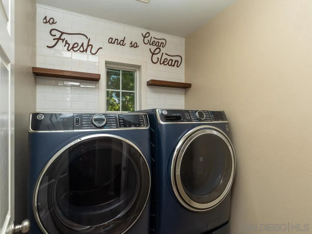 https://cdn.realtyfeed.com/cdn/127/260015463/b6dedff1fc4a2a1fc198ad7ddb728308.webp
