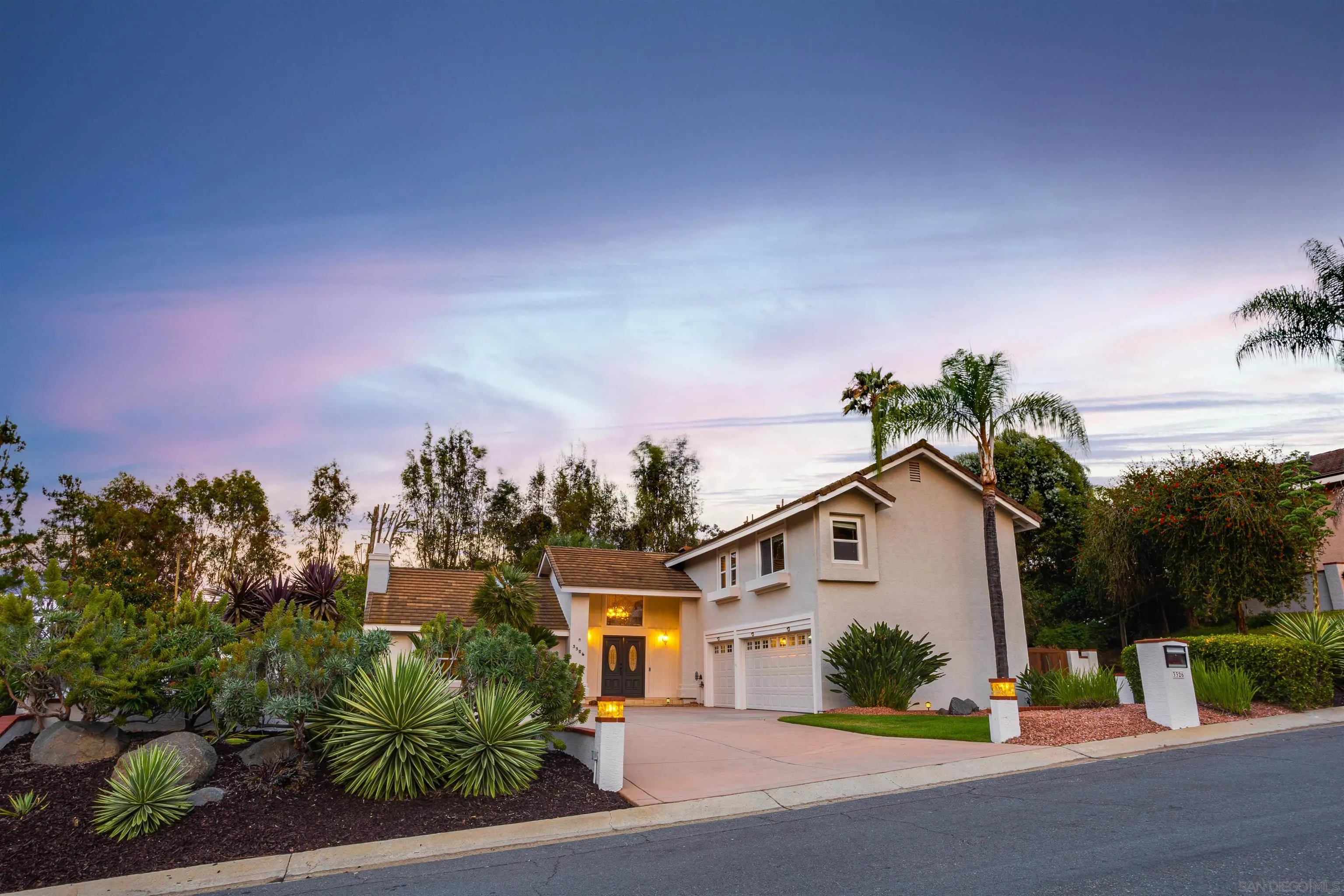 https://cdn.realtyfeed.com/cdn/127/260015468/03bd8a29e3267f085a69133c1a7bb05a.webp