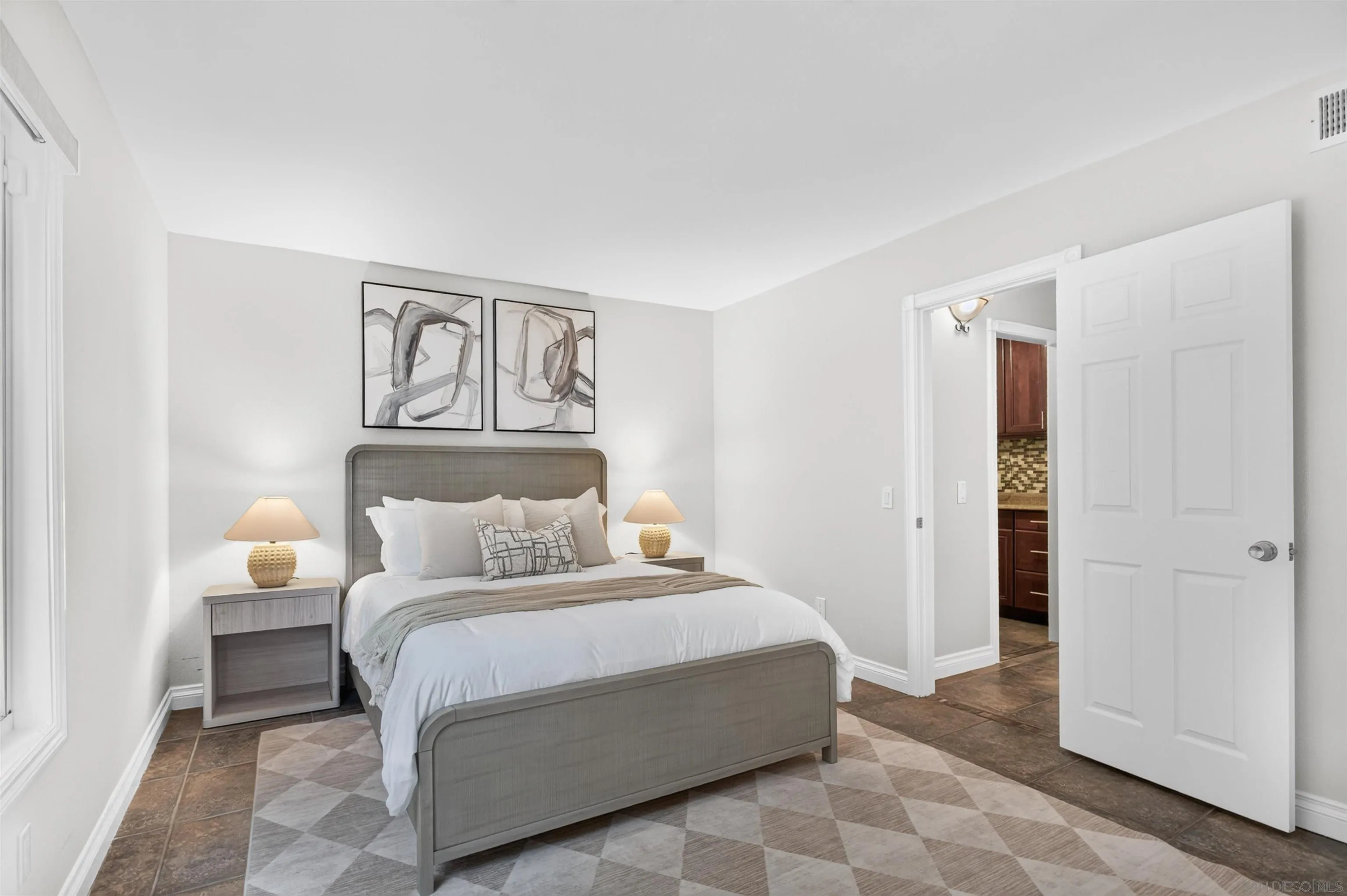 https://cdn.realtyfeed.com/cdn/127/260015468/151cfcf3f303876c6849be6d9b5b9e6b.webp