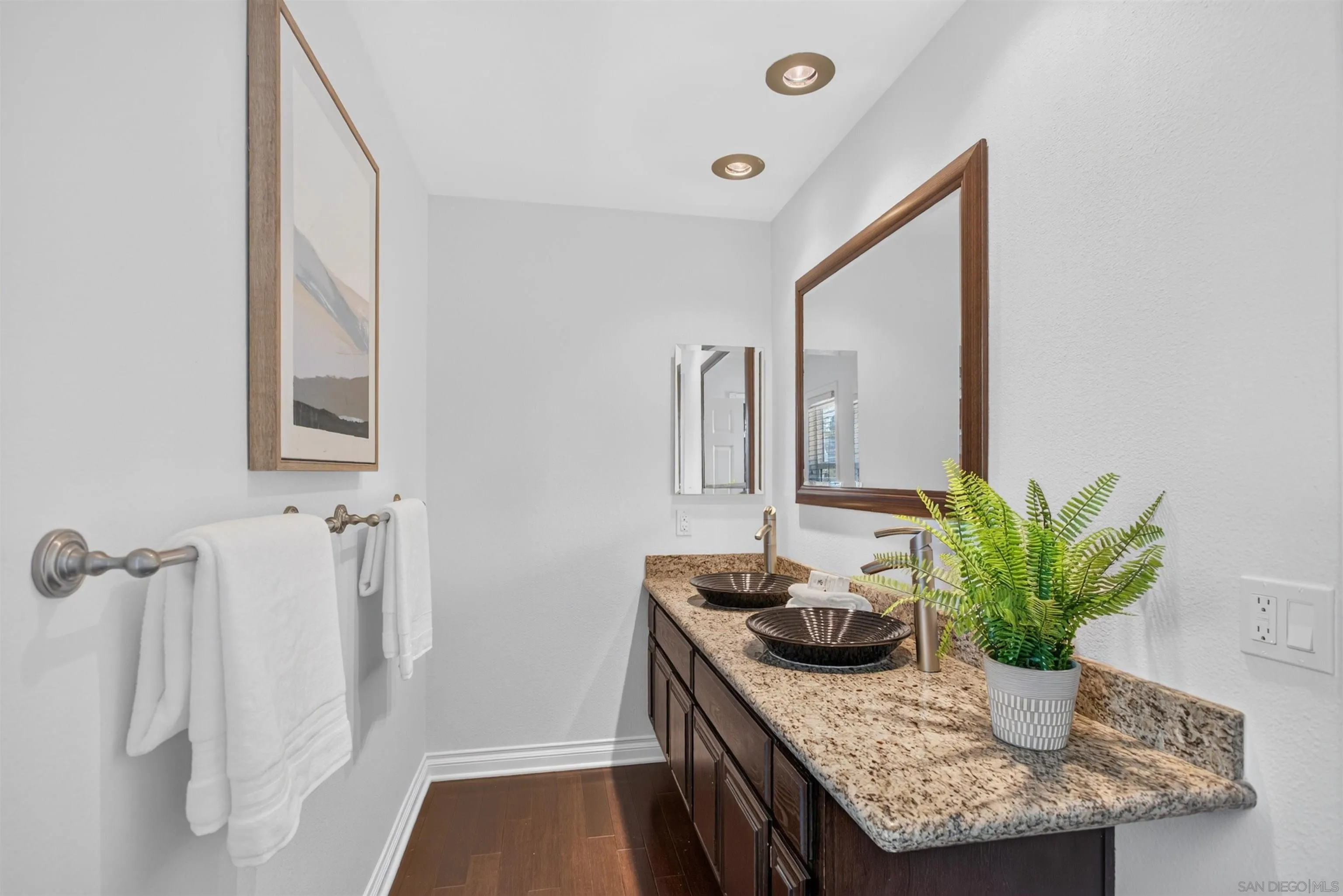 https://cdn.realtyfeed.com/cdn/127/260015468/2005e77df9ead4997b846c59e3635a18.webp