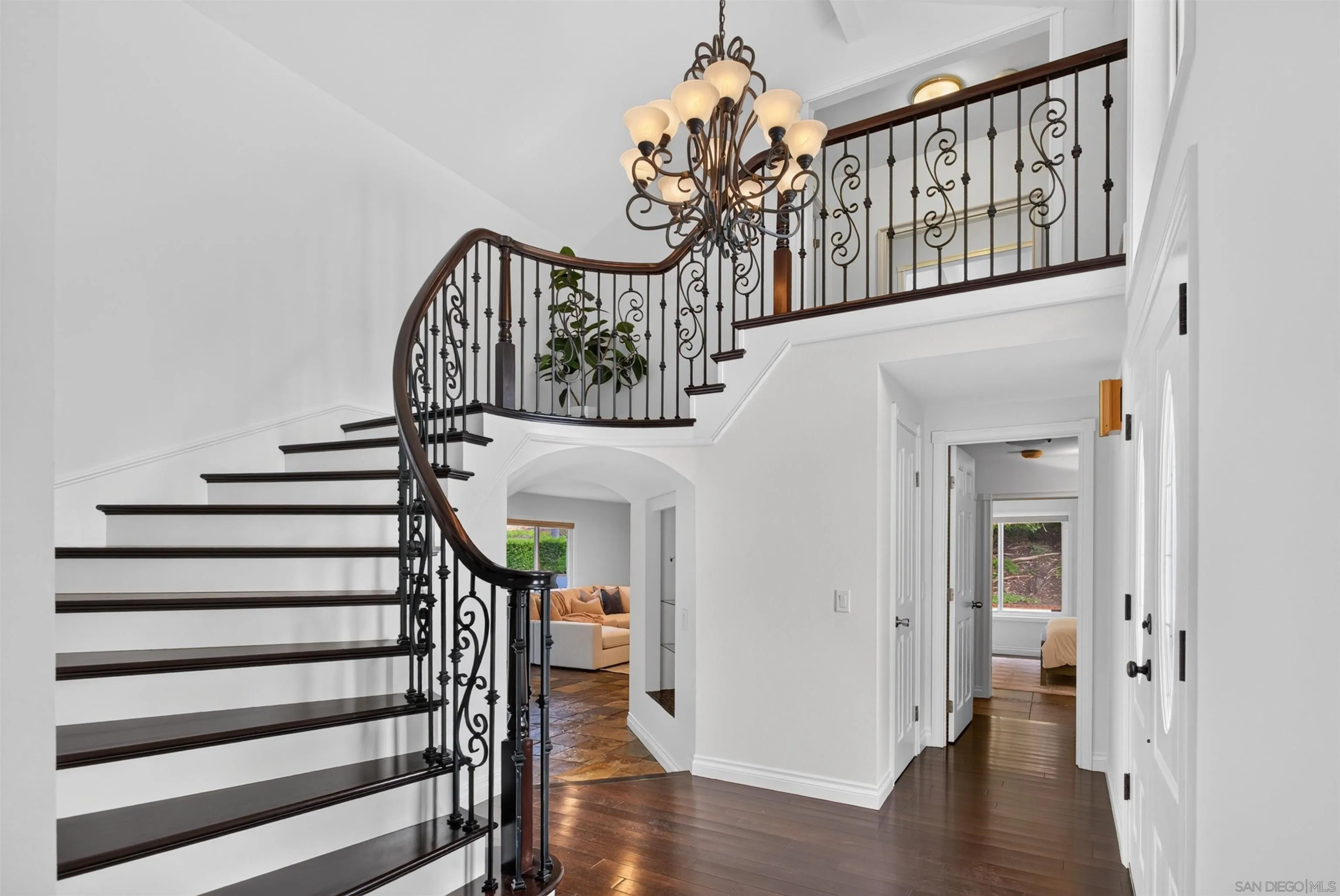 https://cdn.realtyfeed.com/cdn/127/260015468/b330405c6baec71a0ddbb6808b990d27.webp