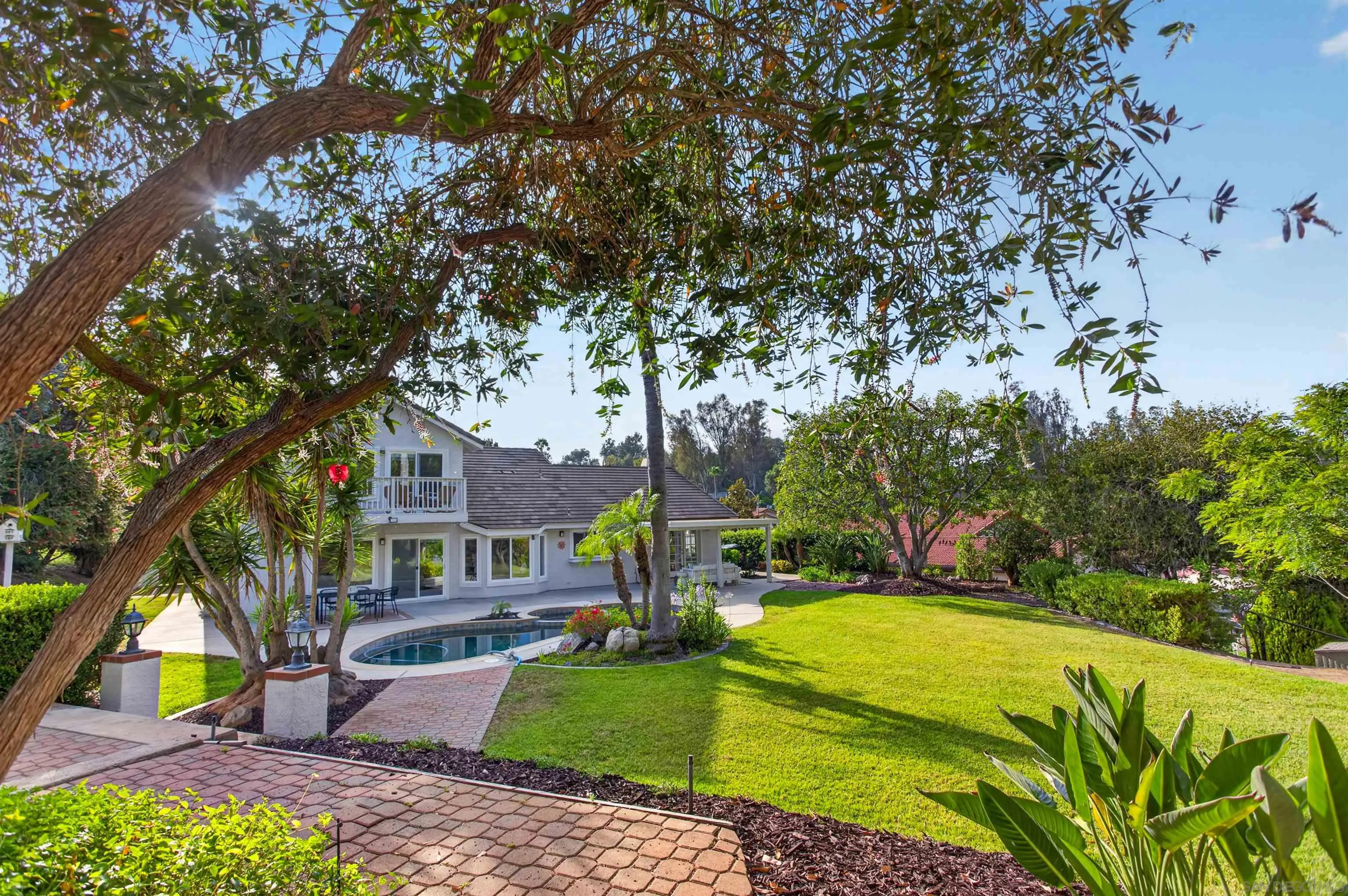 https://cdn.realtyfeed.com/cdn/127/260015468/cfc0bc0d064898754d9c26a1c7053e8a.webp