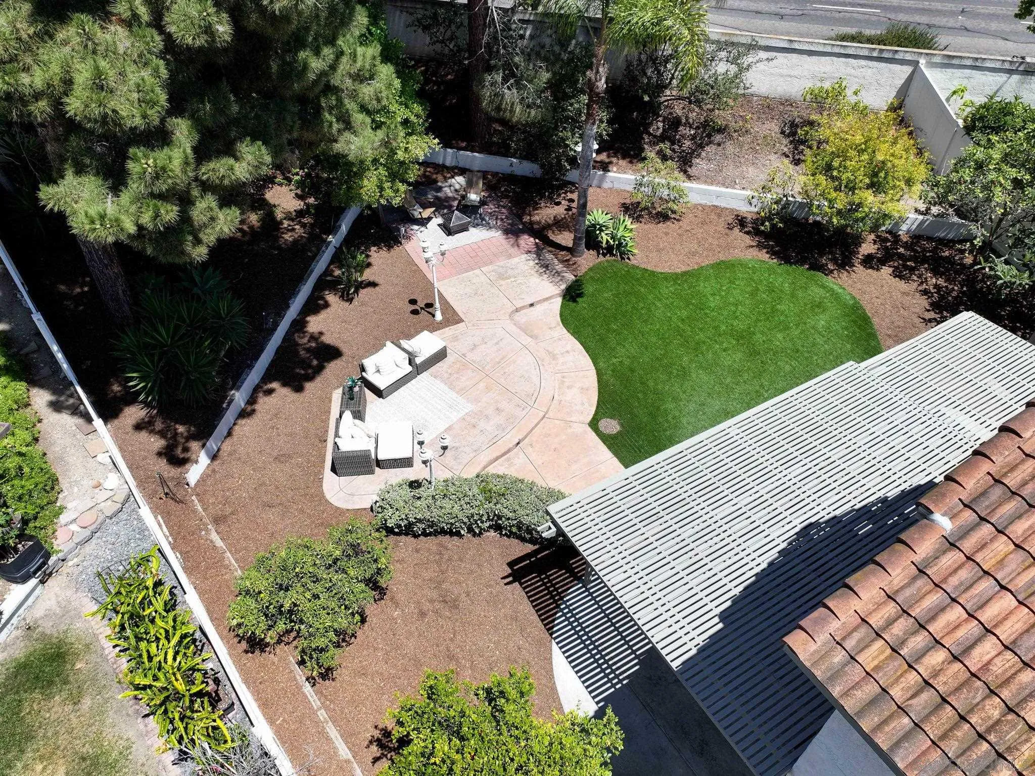 https://cdn.realtyfeed.com/cdn/127/260015469/172f939a1651534d2e59a54ca3c2063c.webp