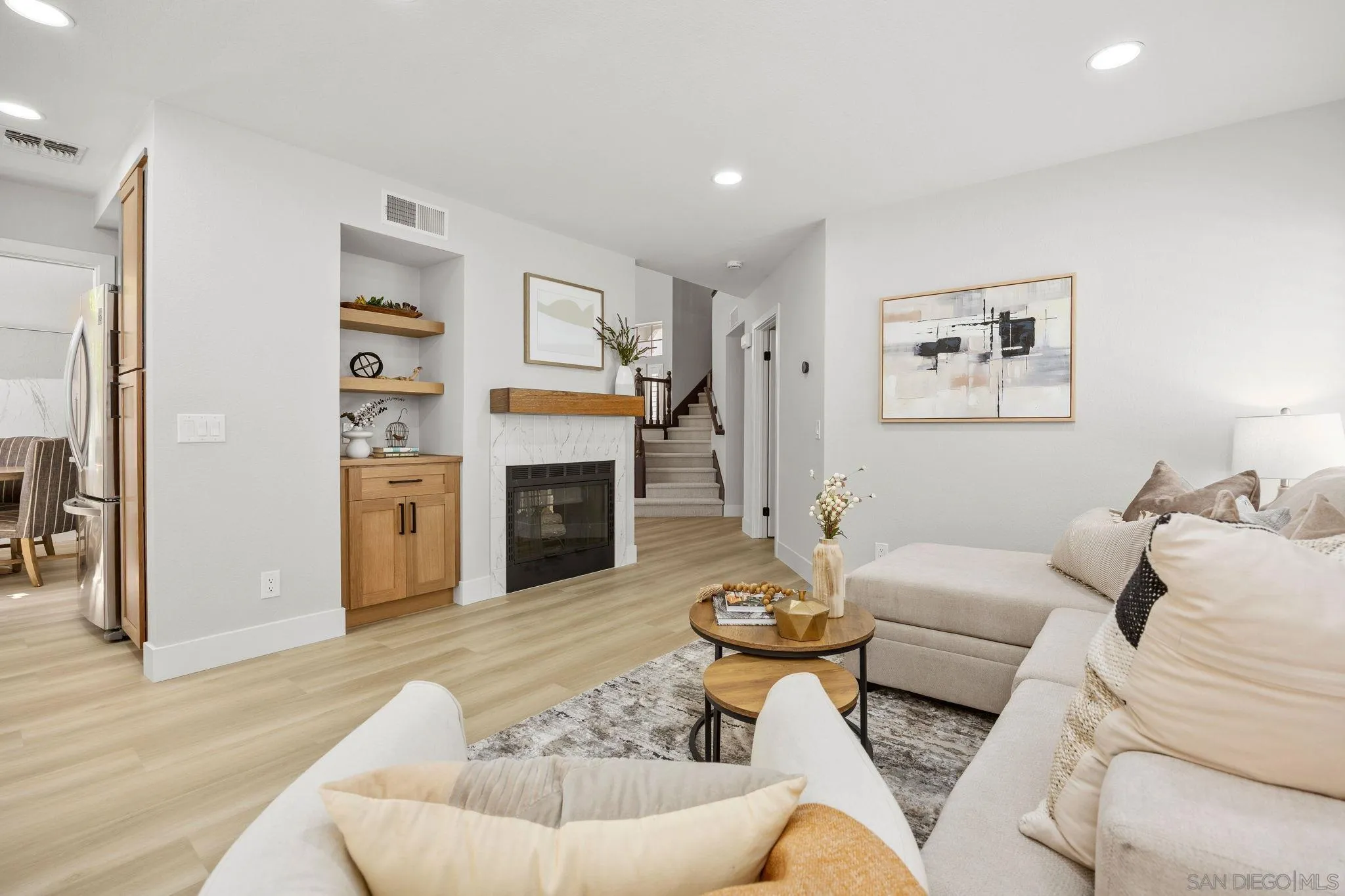 https://cdn.realtyfeed.com/cdn/127/260015469/2d826c7a6945da679a9994dc65a45ee6.webp