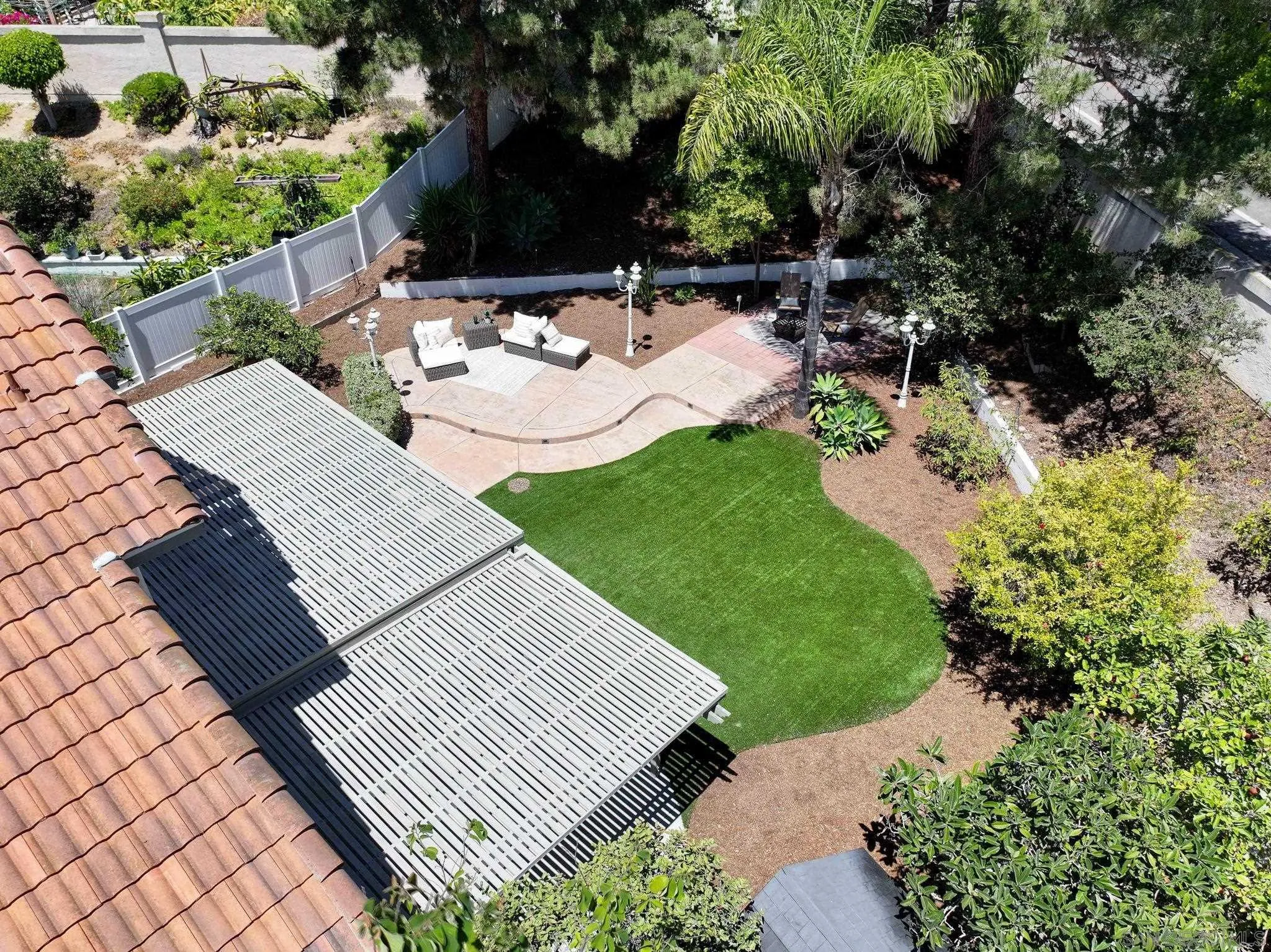 https://cdn.realtyfeed.com/cdn/127/260015469/84f41a2e002e6f6cb0703bb7f9d3e054.webp