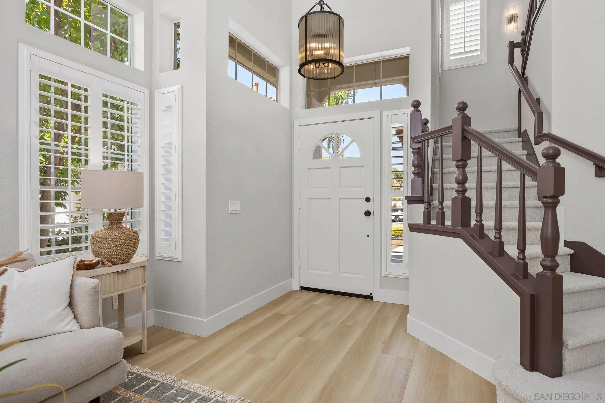 https://cdn.realtyfeed.com/cdn/127/260015469/fb8db9936b5f7705074cd564d6625c0e.webp