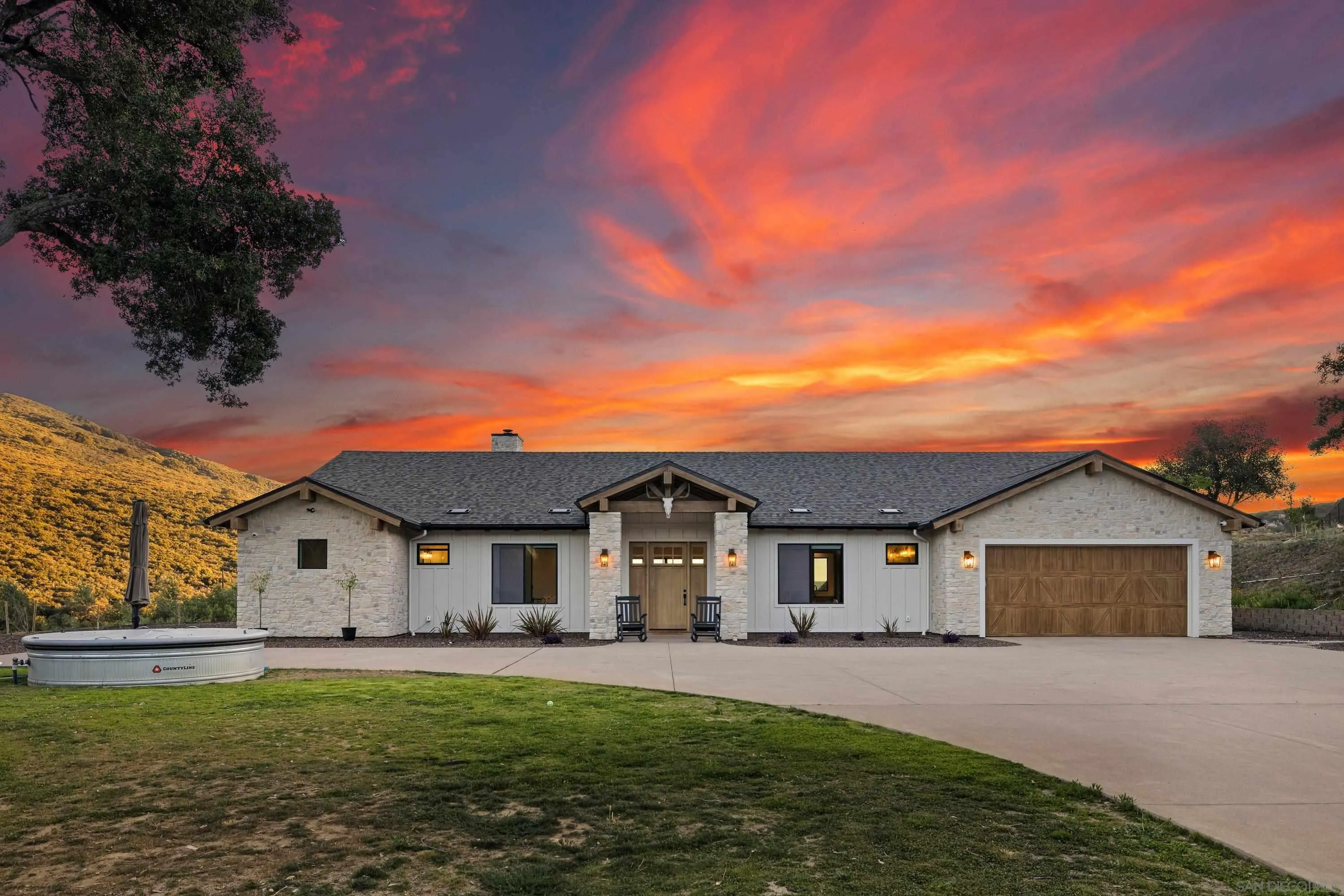 https://cdn.realtyfeed.com/cdn/127/260015479/3ed127cce12e6c525848b81ee15172bf.webp