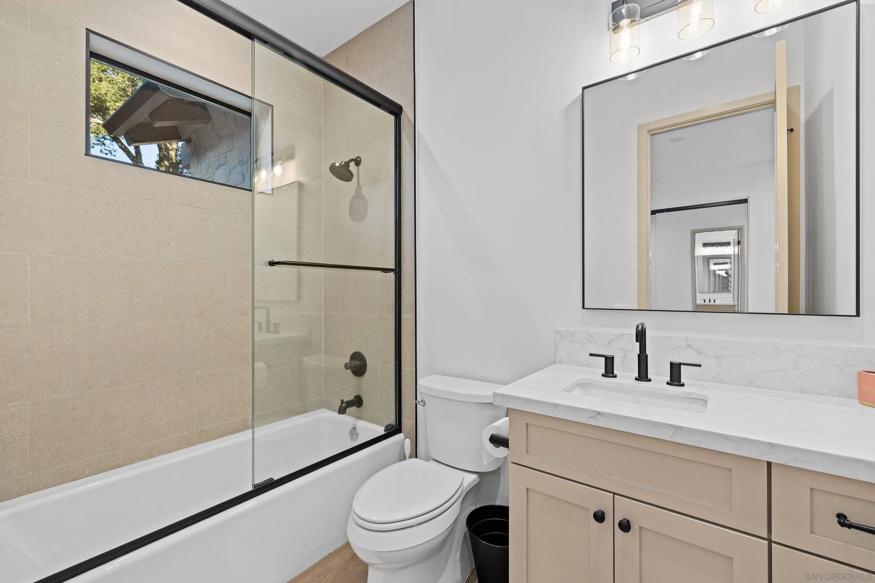 https://cdn.realtyfeed.com/cdn/127/260015479/e270ccd640a0e2351c00a3c666d4abaa.webp