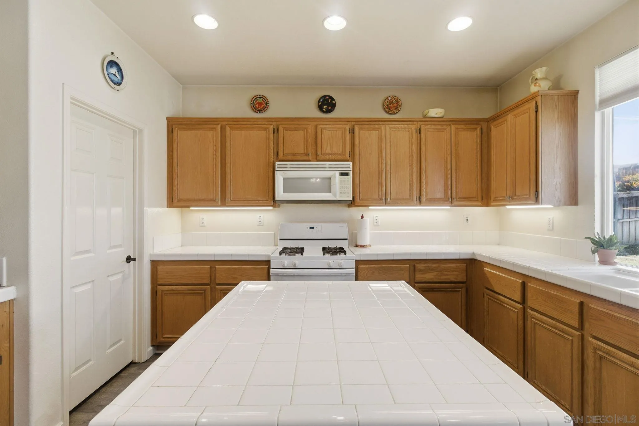 27568 Campana Circle, Temecula, CA 92591 - Photo 4 of 26, Temecula, CA