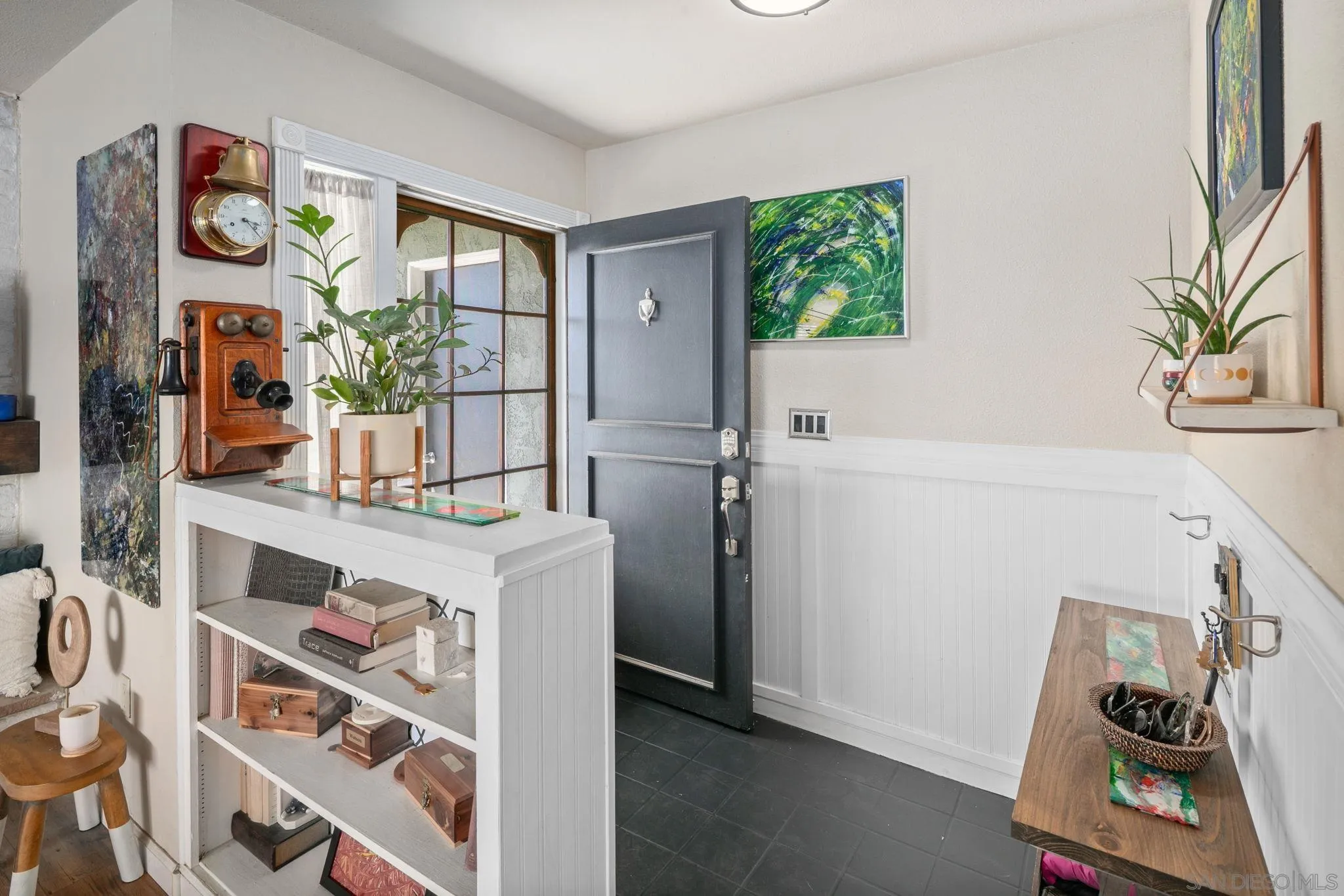 https://cdn.realtyfeed.com/cdn/127/260015482/81ee1afa66d19214fe8cf7a16bdeb0b8.webp