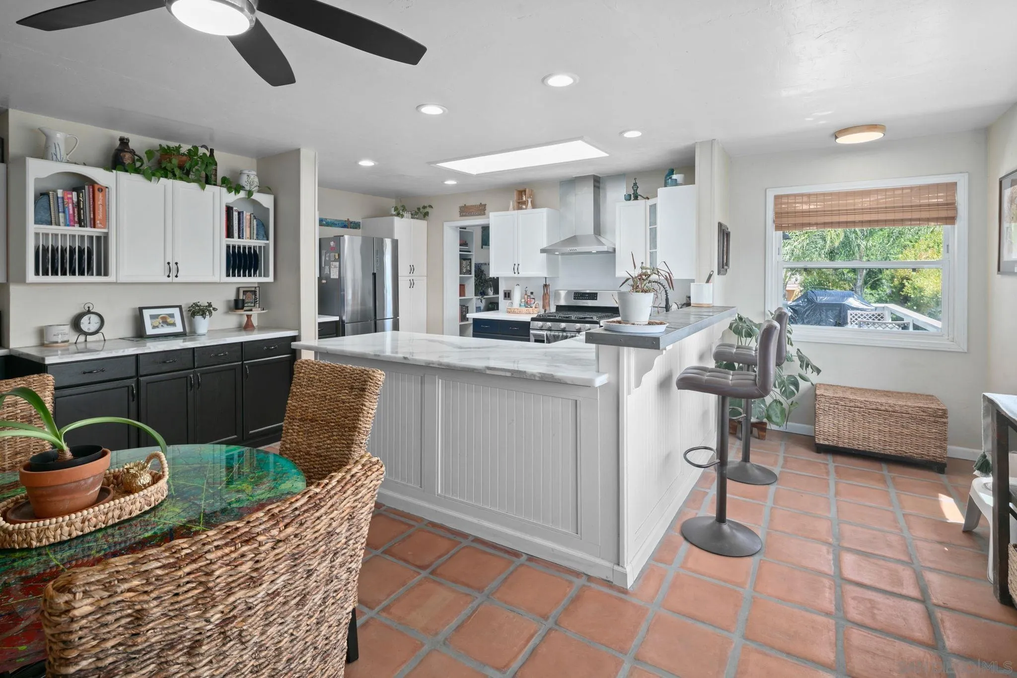https://cdn.realtyfeed.com/cdn/127/260015482/c03a31e0b4a7be7905216b9cb26387e4.webp