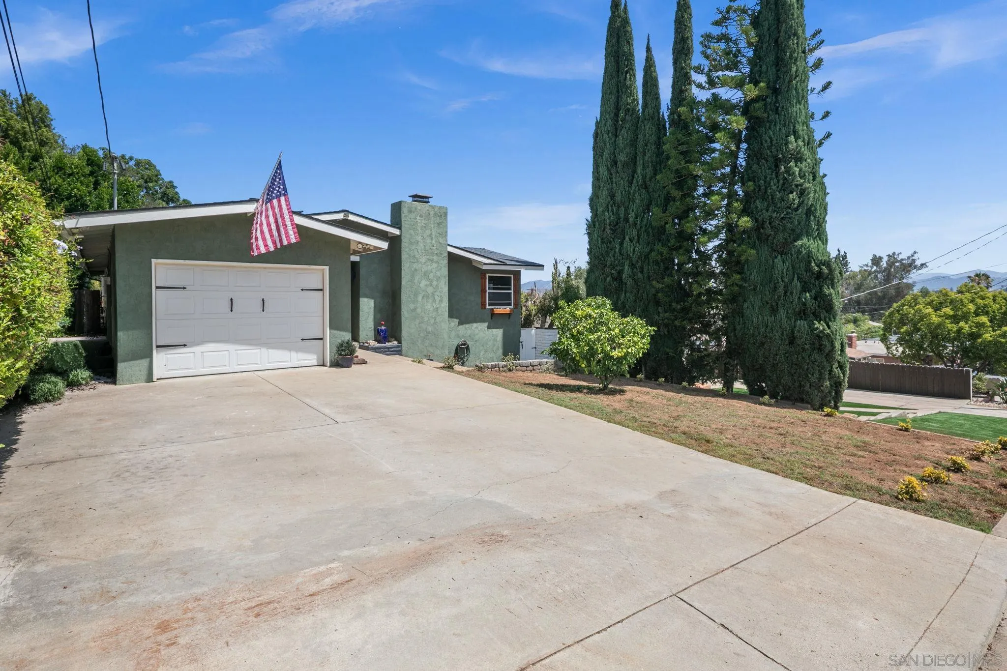 https://cdn.realtyfeed.com/cdn/127/260015482/d4e83eb7c2dc73ccfae5c35ca936e0e7.webp