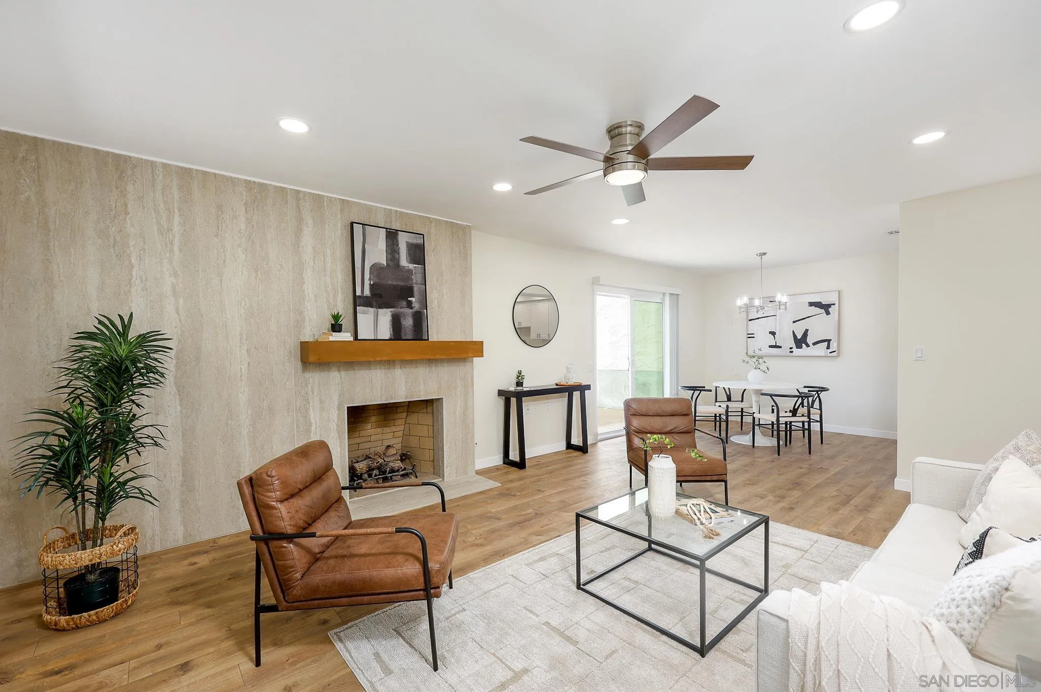 https://cdn.realtyfeed.com/cdn/127/260015483/b241b6ce62775b382b5aea2fc5585edc.webp