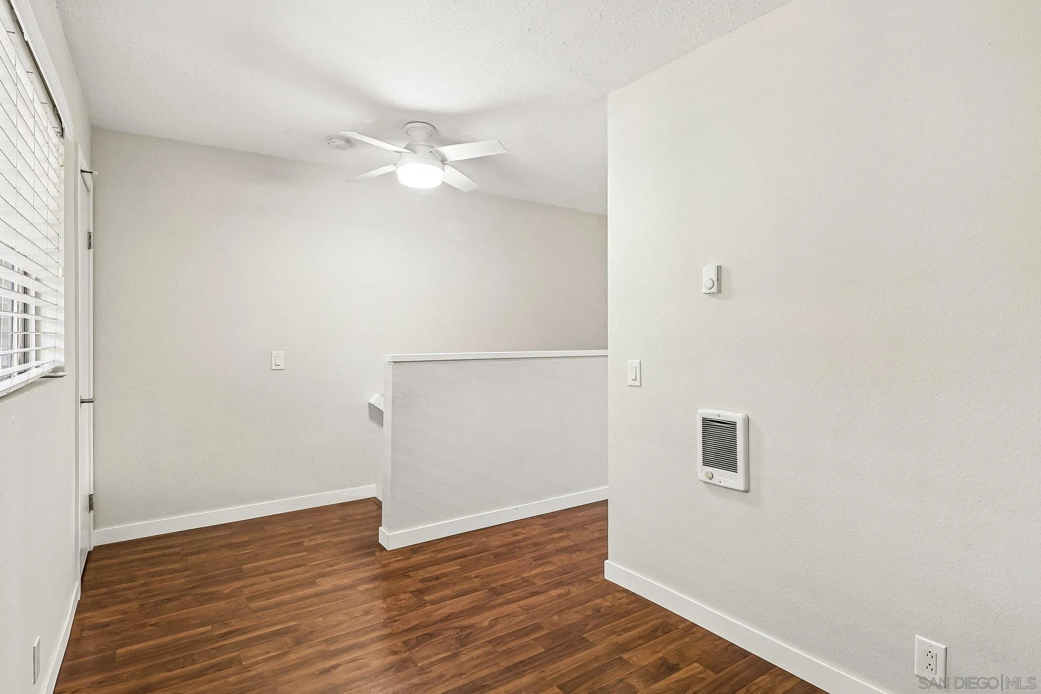 https://cdn.realtyfeed.com/cdn/127/260015485/07fc9b5a63086c1c49c34e4cb796b006.webp