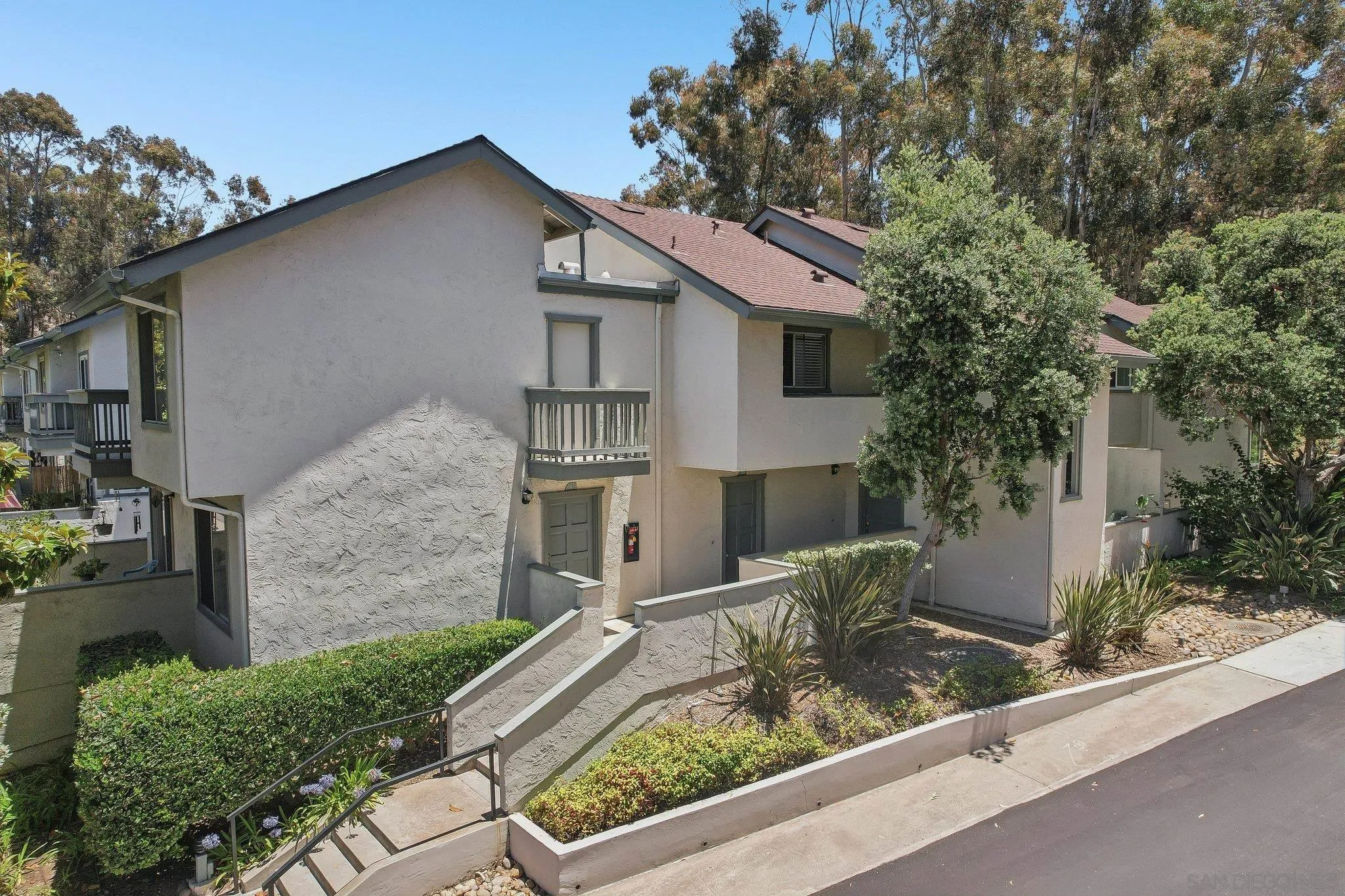 https://cdn.realtyfeed.com/cdn/127/260015485/516e320290cb83ed9ff672ea523f6885.webp