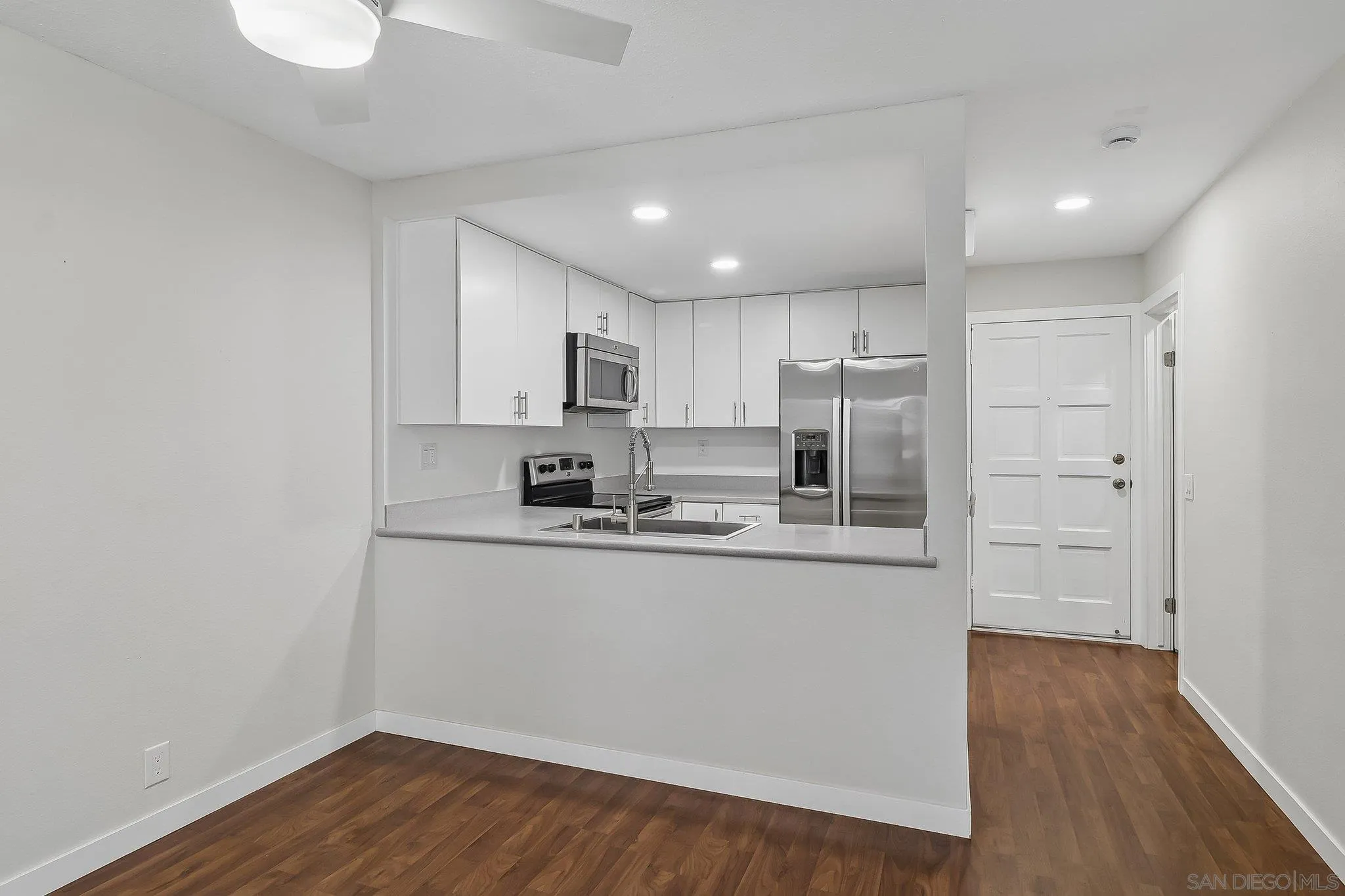Photo #8: 260015485 Listing: Photo #8