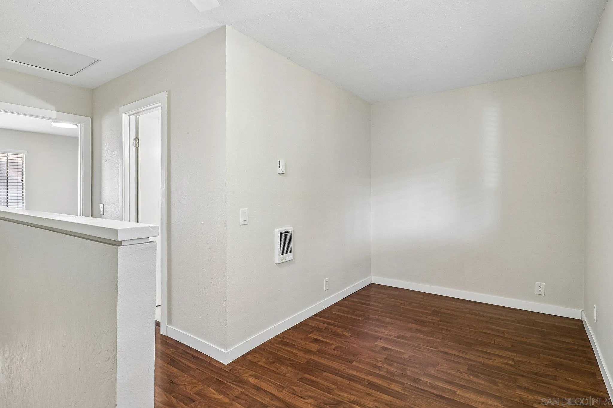 https://cdn.realtyfeed.com/cdn/127/260015485/7480eae9875961fea9d6e476e8e14a89.webp