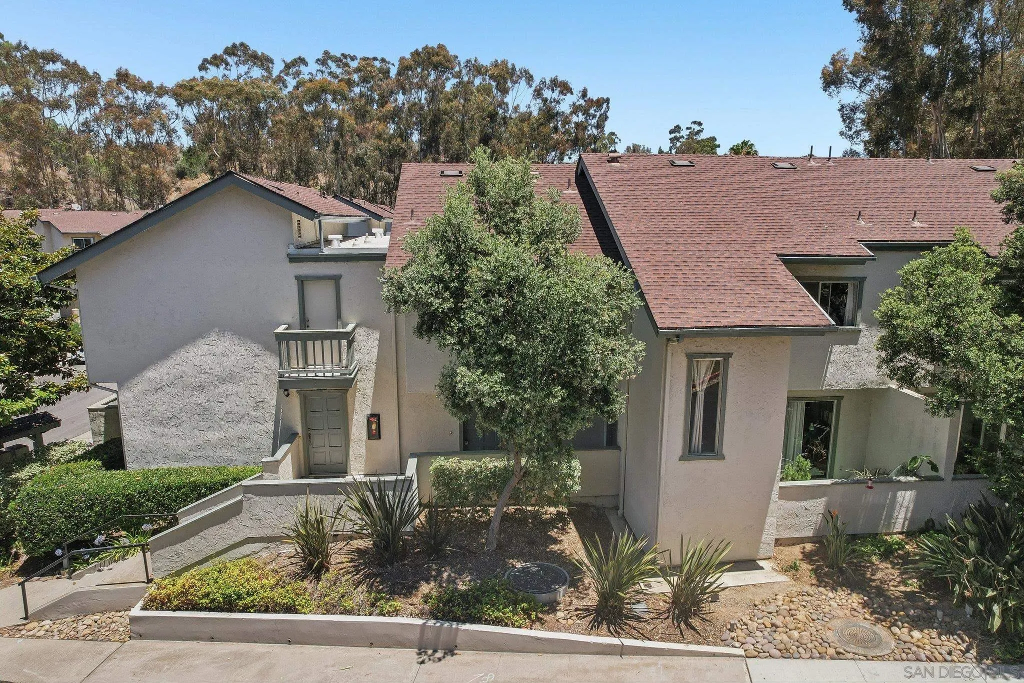 https://cdn.realtyfeed.com/cdn/127/260015485/a8419b7ac43db4f21044a50350019c65.webp