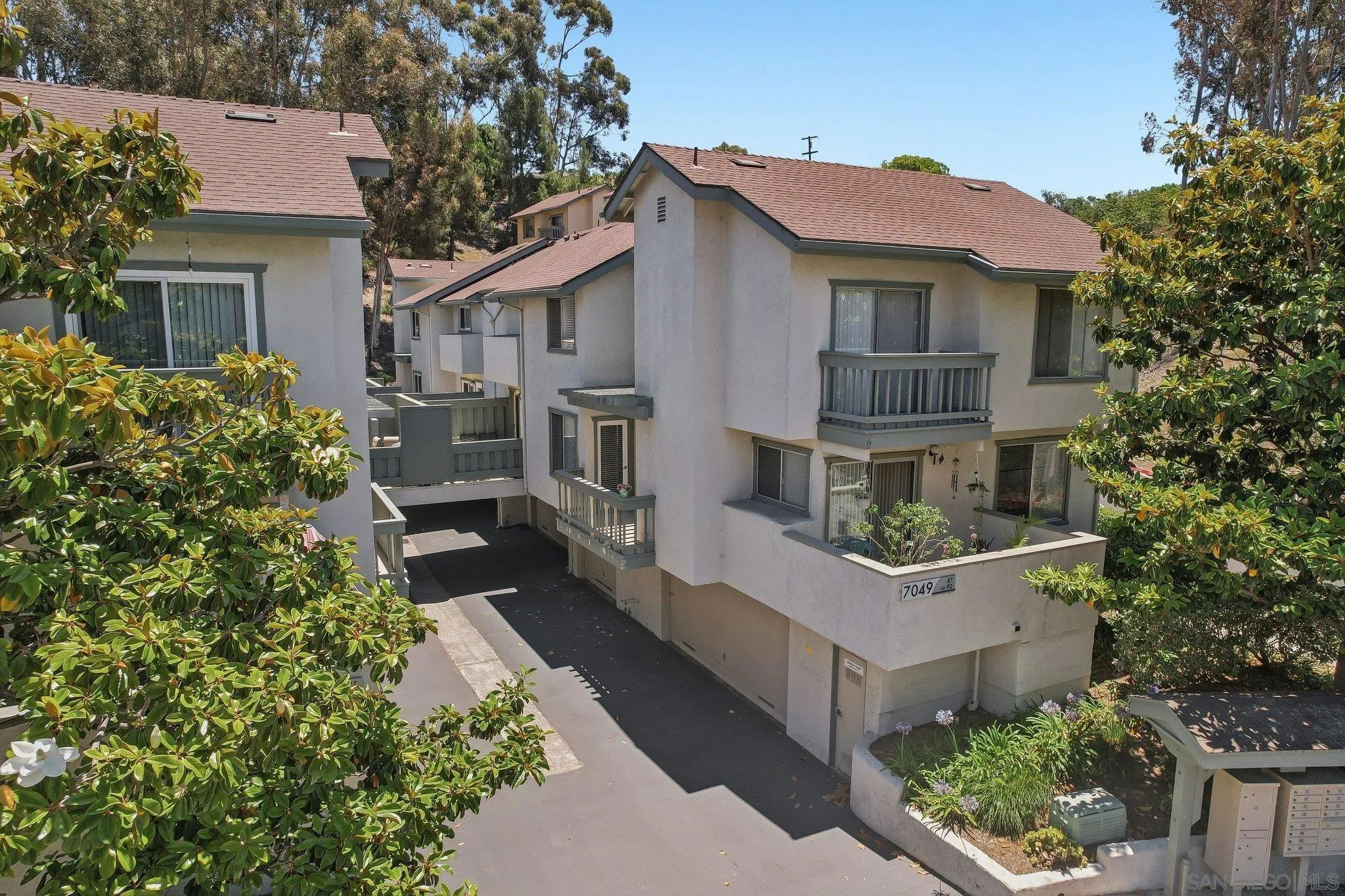 https://cdn.realtyfeed.com/cdn/127/260015485/acea5dab57d3b25d844e351f56dae65b.webp