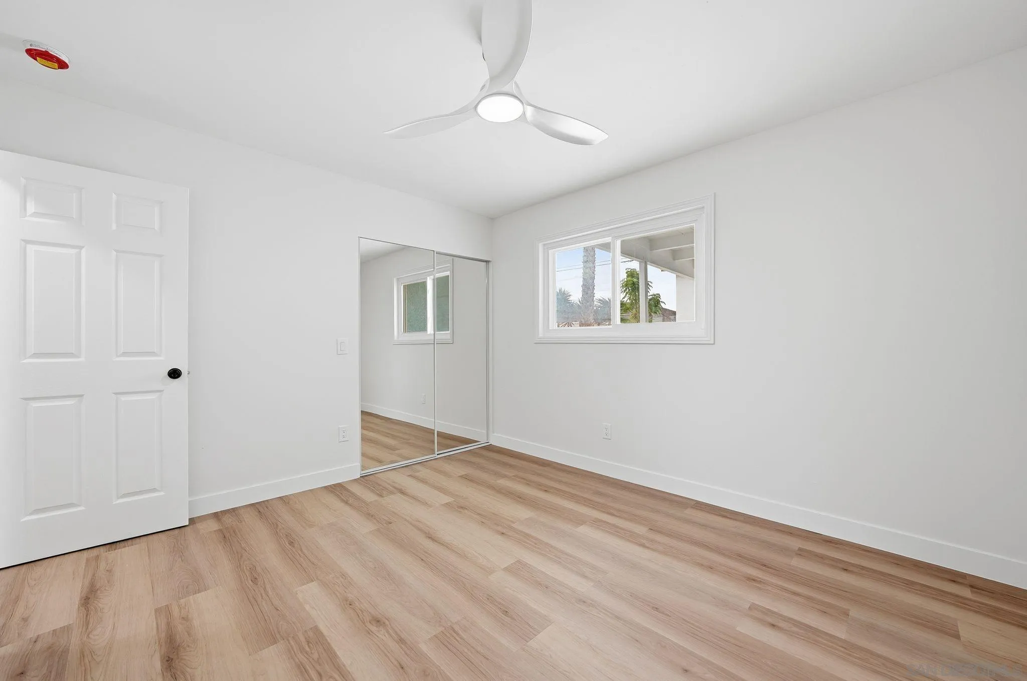 https://cdn.realtyfeed.com/cdn/127/260015486/239379c17878d72a6594a15e21703206.webp