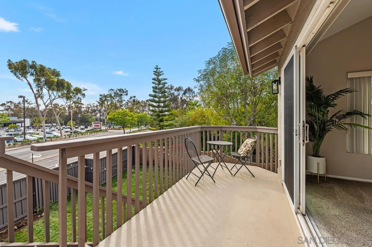 https://cdn.realtyfeed.com/cdn/127/260015489/819df5eeba44d2519d4fc0e342aee91d.webp
