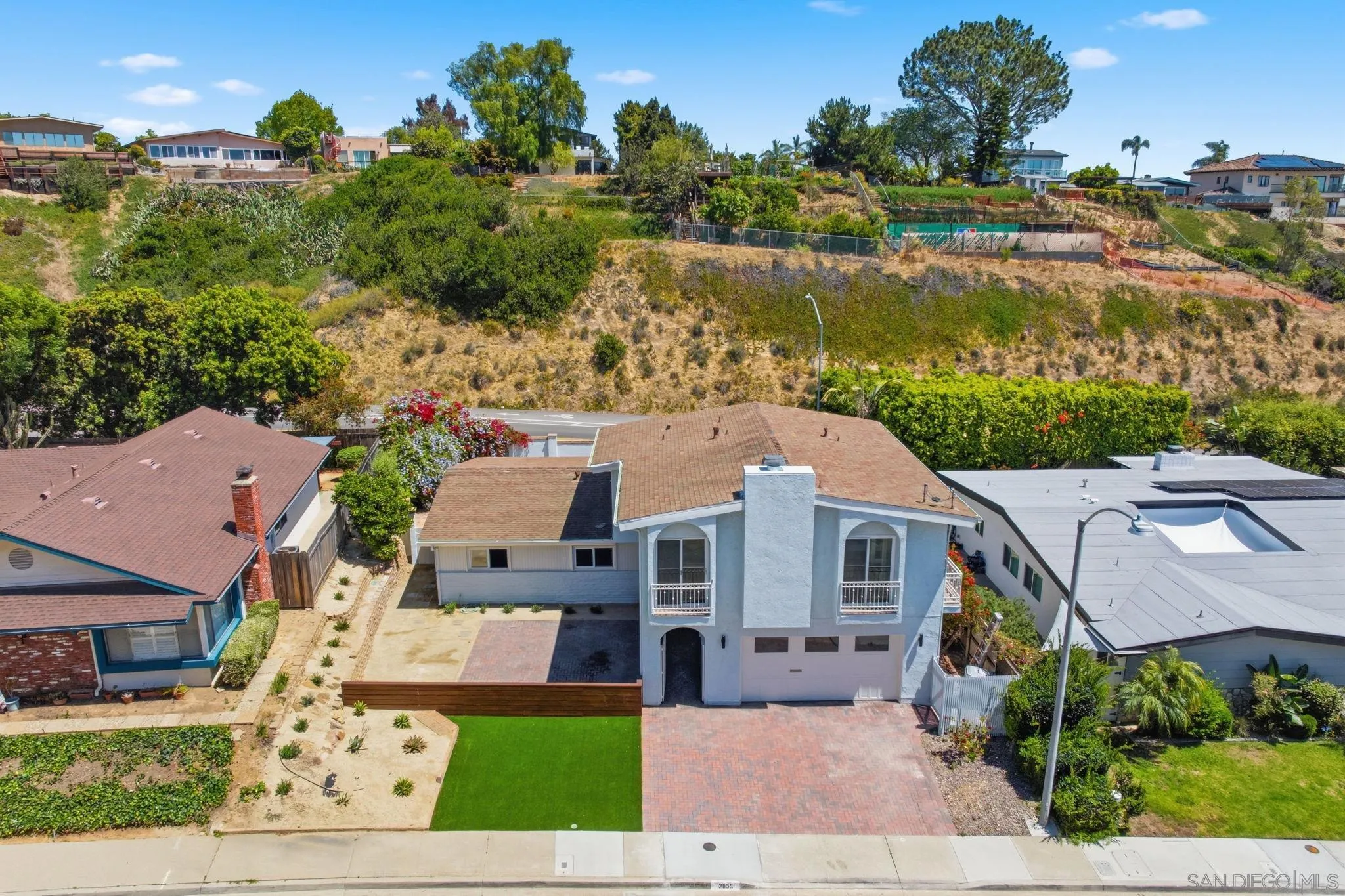 https://cdn.realtyfeed.com/cdn/127/260015490/0ebfbdd223f4f93596b22d86e6537368.webp