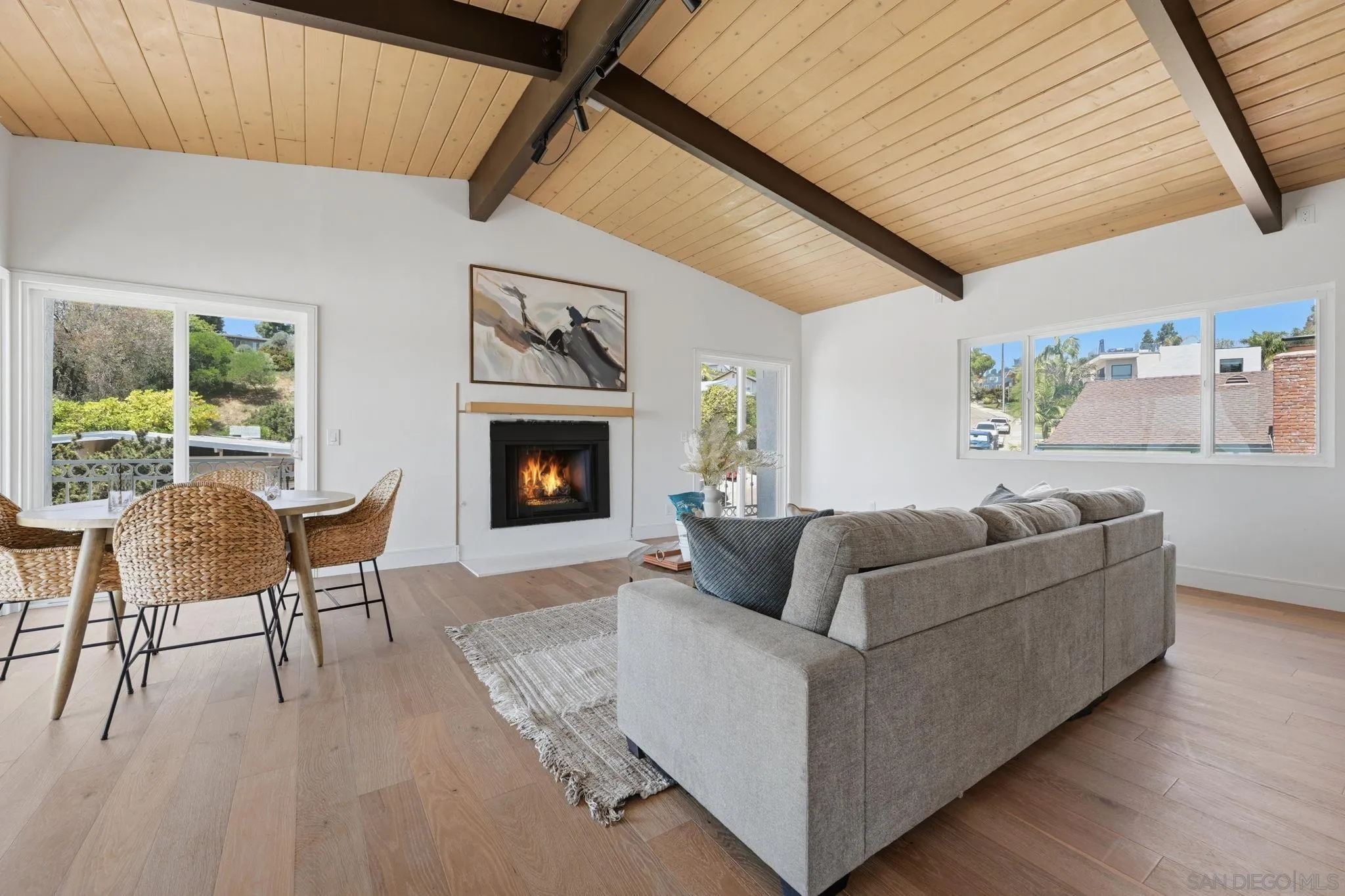 https://cdn.realtyfeed.com/cdn/127/260015490/a4e680dee912d33f2bc598df6940ab0e.webp