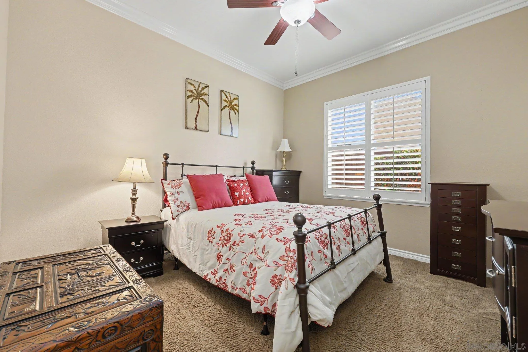 https://cdn.realtyfeed.com/cdn/127/260015491/636d9d8d906eb2738979baac21f7082e.webp