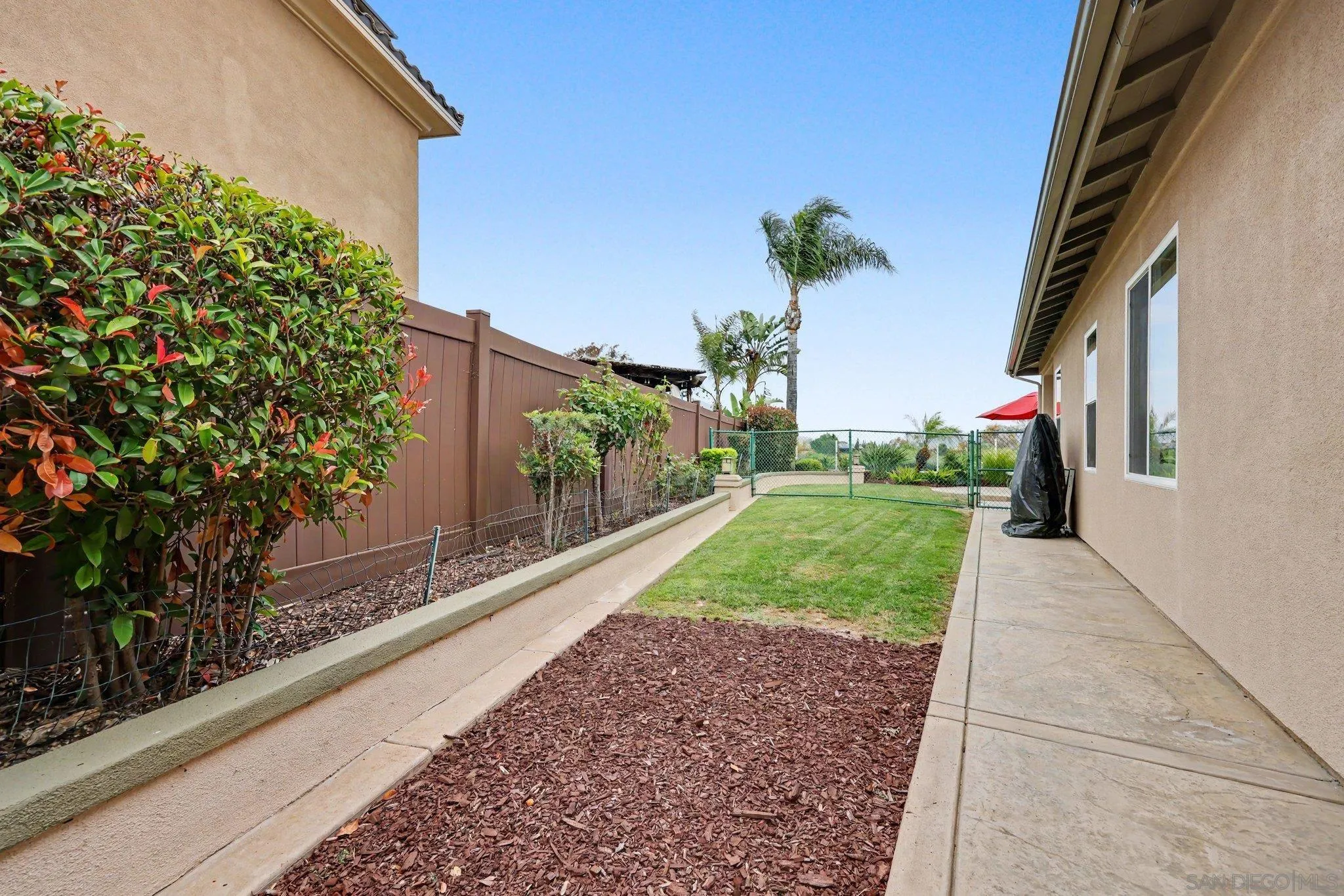 https://cdn.realtyfeed.com/cdn/127/260015491/8f2f53814a953e32e521673ed016d4ae.webp