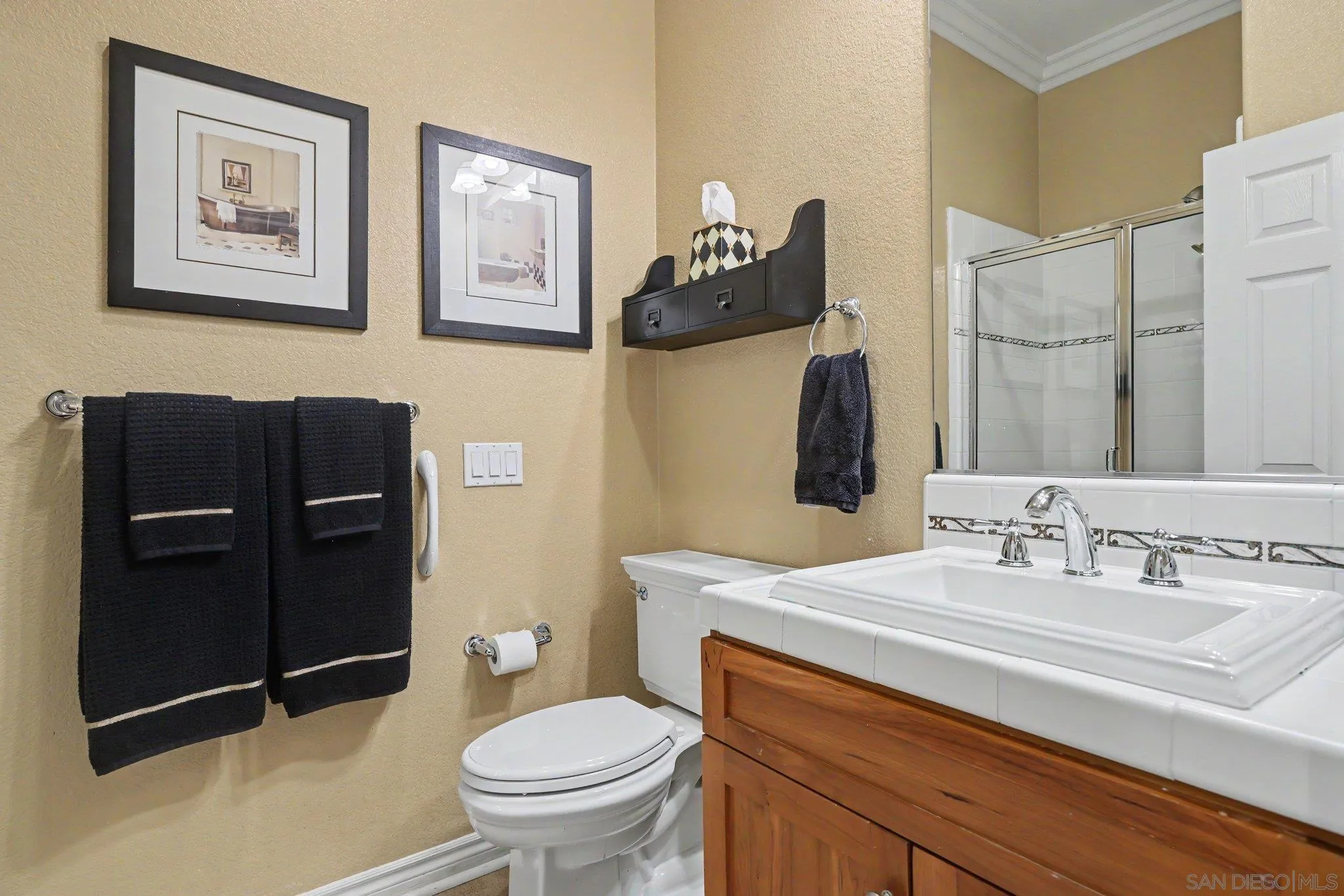 https://cdn.realtyfeed.com/cdn/127/260015491/a11e84081b30a1d6e453fd3cd917651e.webp