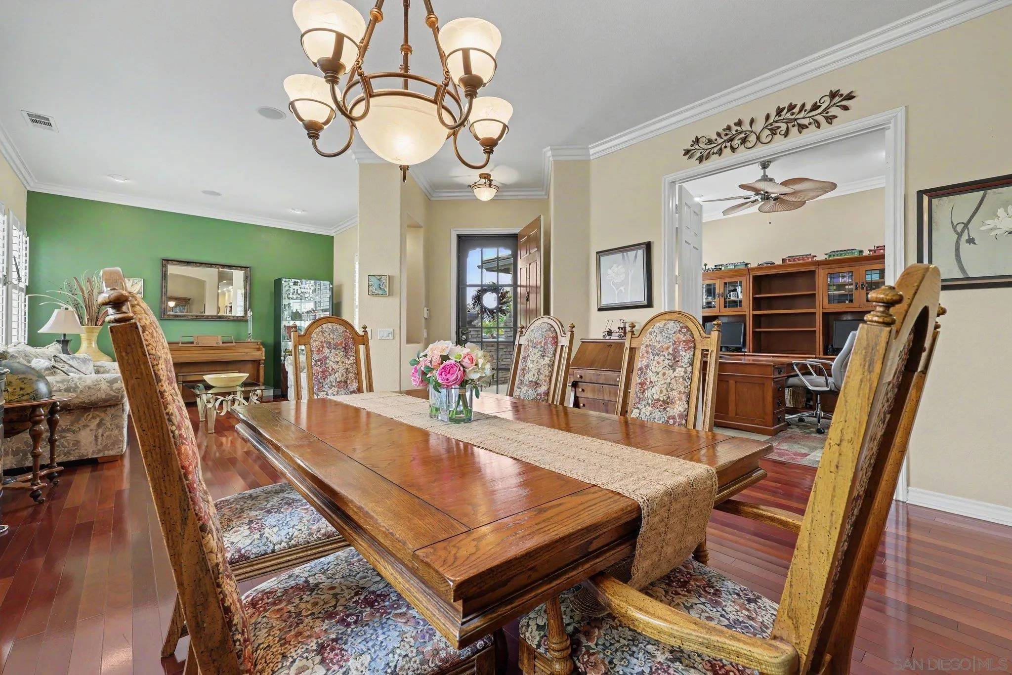 https://cdn.realtyfeed.com/cdn/127/260015491/b92b06df4e518c6f6d2228e25286c6f0.webp