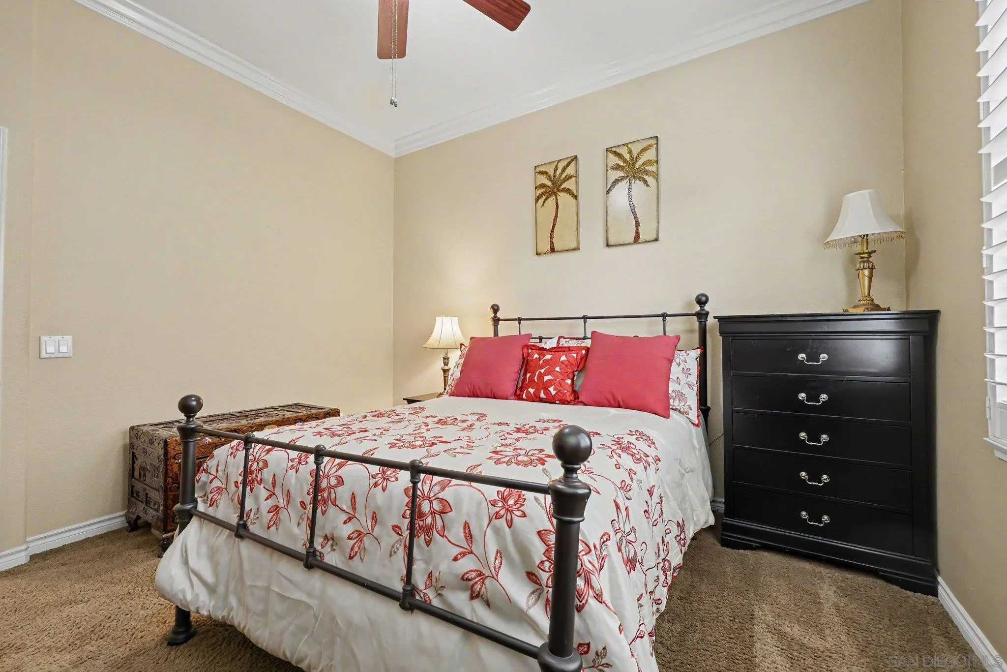 https://cdn.realtyfeed.com/cdn/127/260015491/f93fdff222bf6b1f30494cb096f39c15.webp