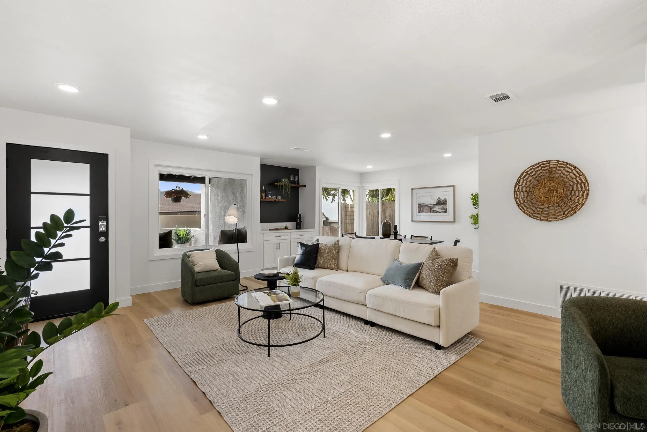 4547 Lisann, San Diego, CA 92117 - Photo 5 of 45, San Diego, CA