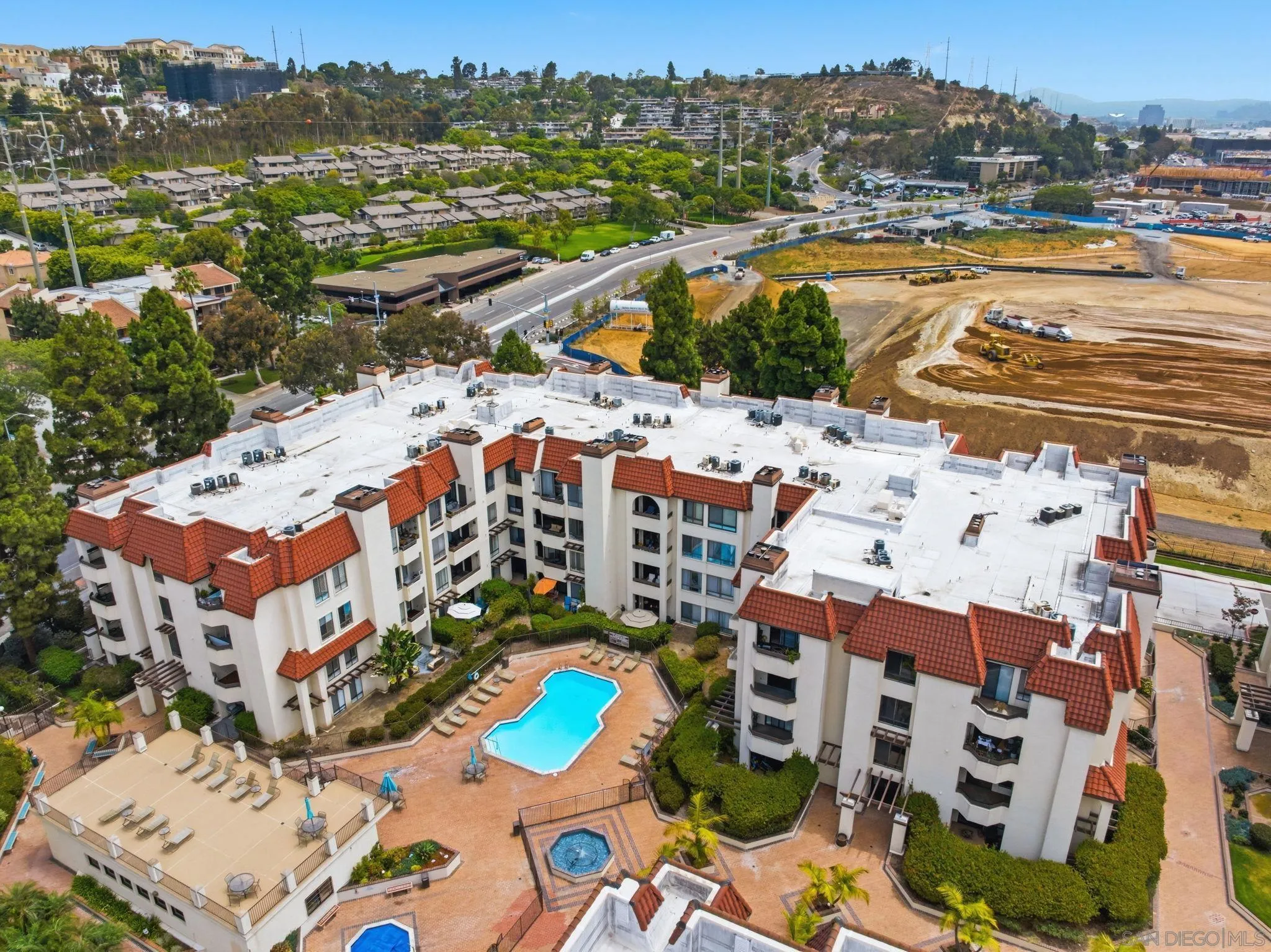 https://cdn.realtyfeed.com/cdn/127/260015496/0a325204a85196267737080bc85b089e.webp
