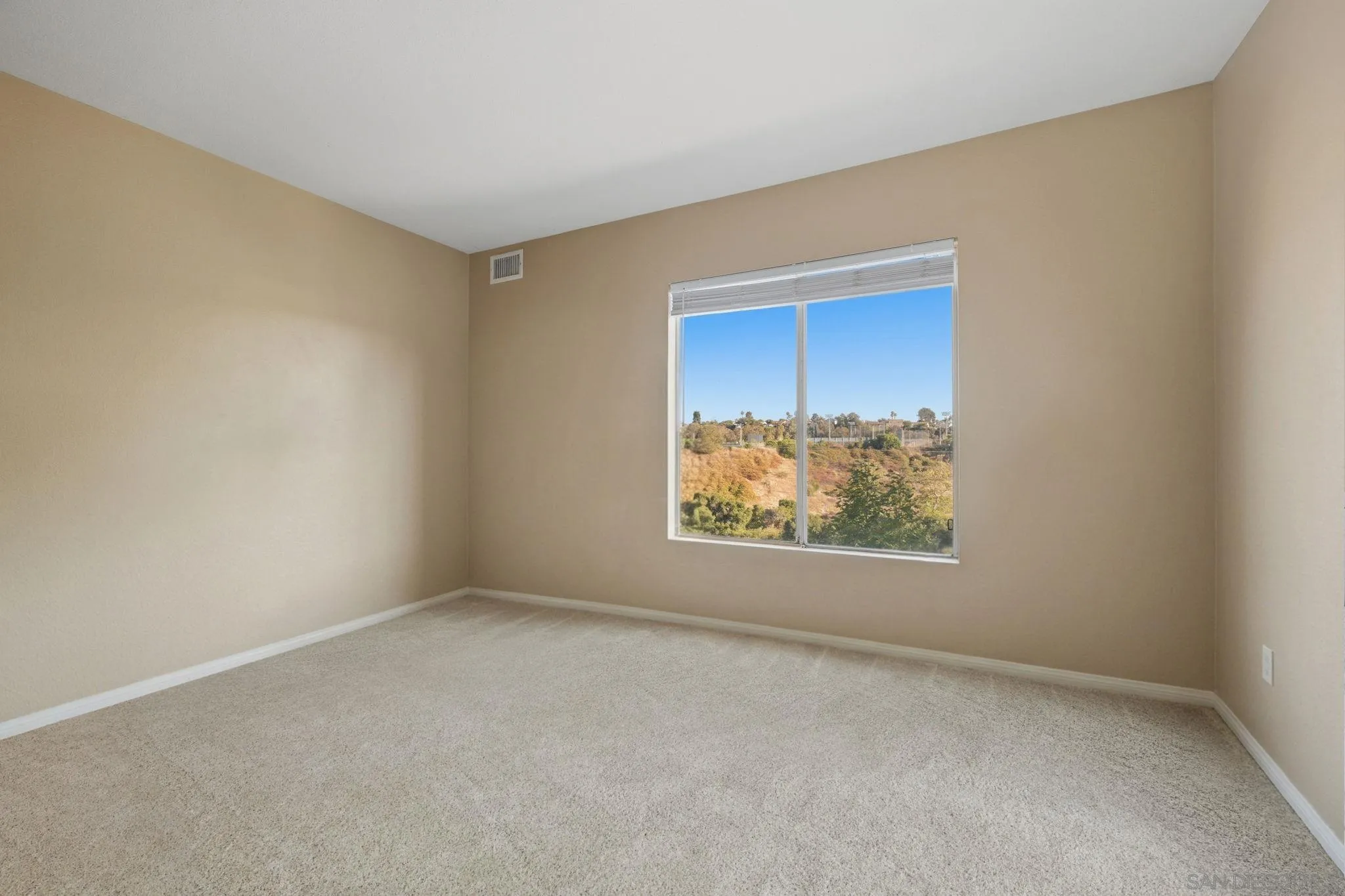 Photo #16: 260015498 Listing: Photo #16