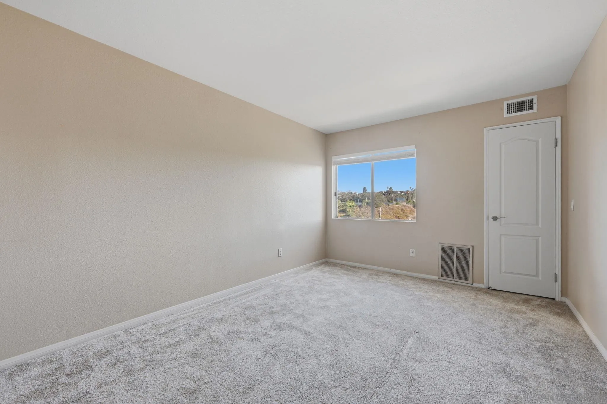 Photo #24: 260015498 Listing: Photo #24