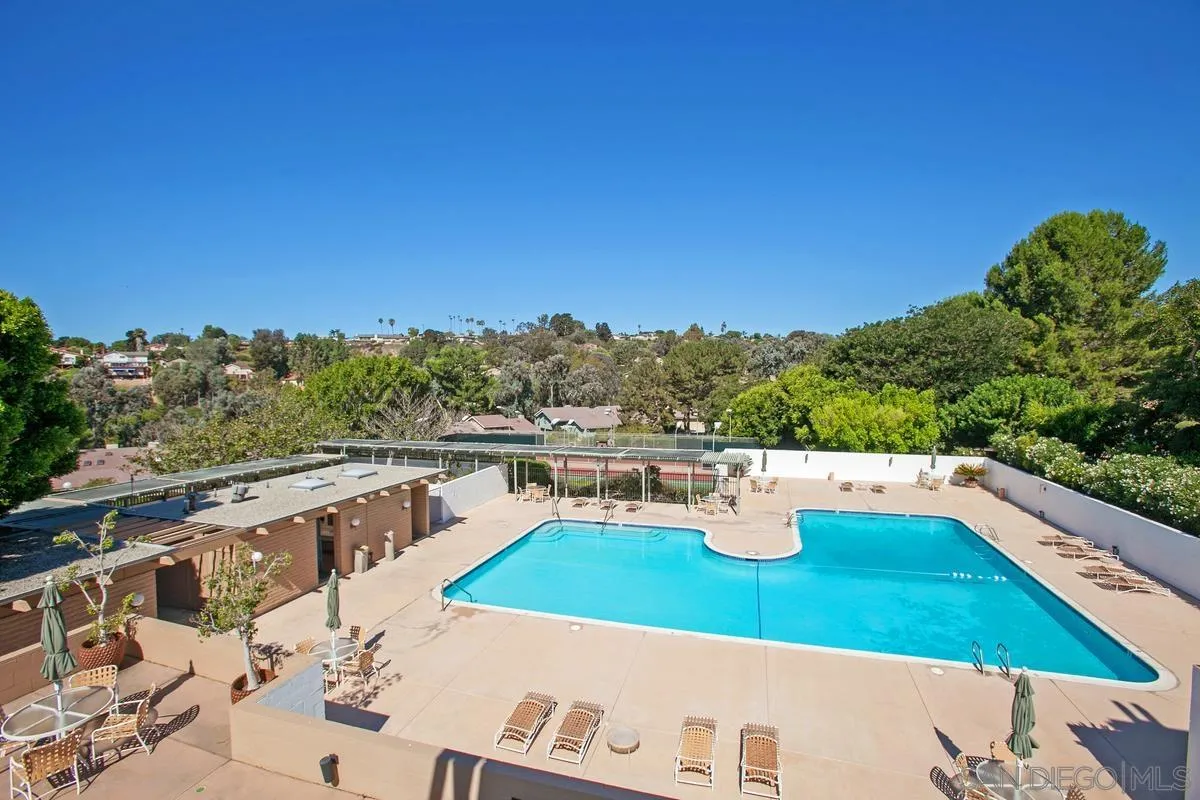 Photo #27: 260015500 Listing: Photo #27