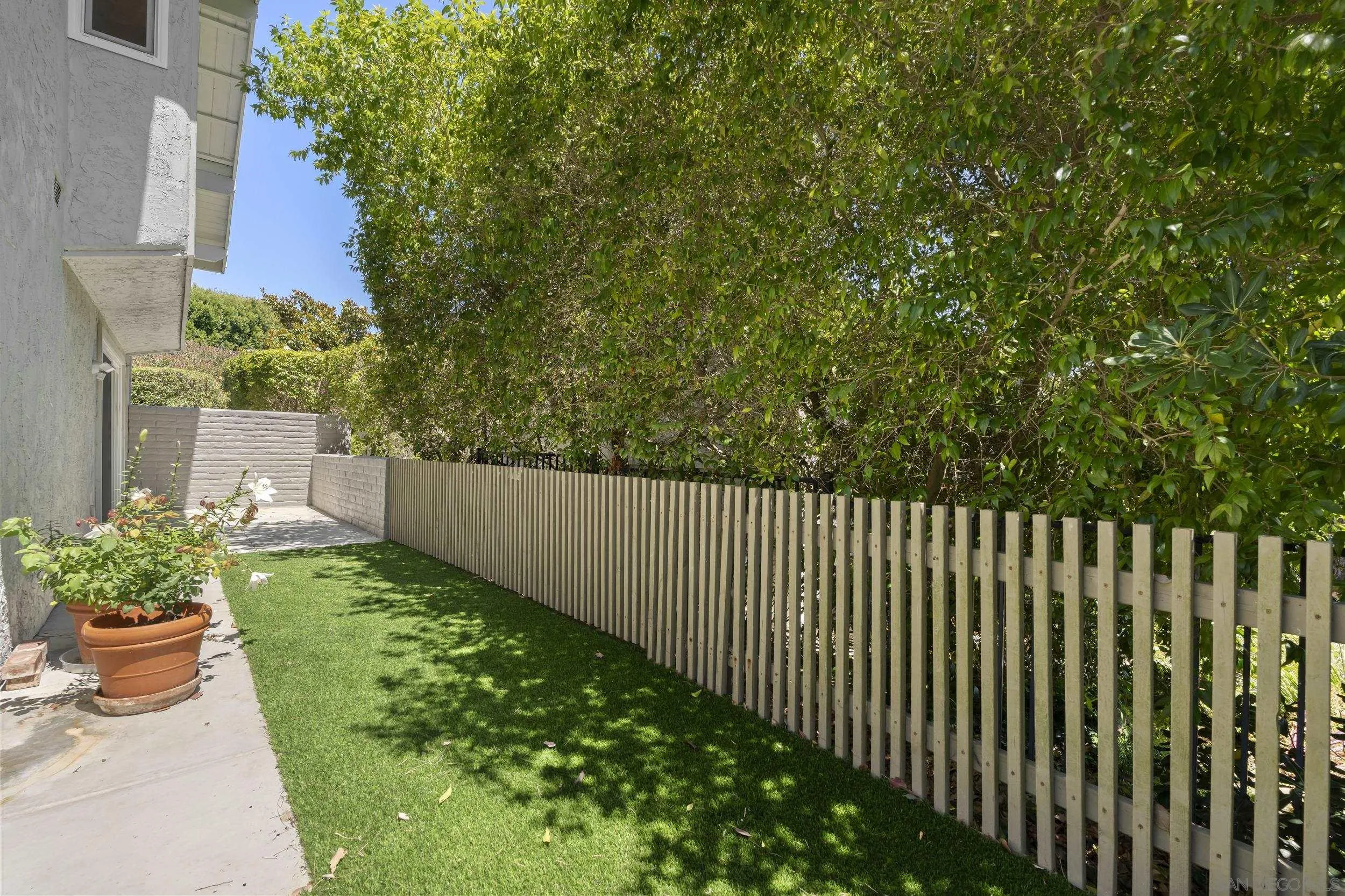 Photo #23: 260015500 Listing: Photo #23