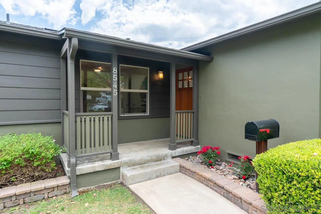 https://cdn.realtyfeed.com/cdn/127/260015502/ddd4e8001fd0b0102892439689d9f4df.webp
