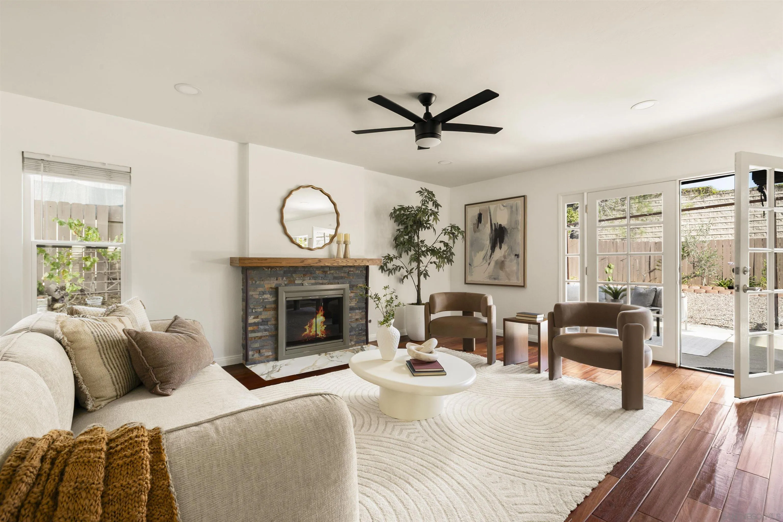 https://cdn.realtyfeed.com/cdn/127/260015503/2dd240661039d299b9ff08dc6c5d3db5.webp