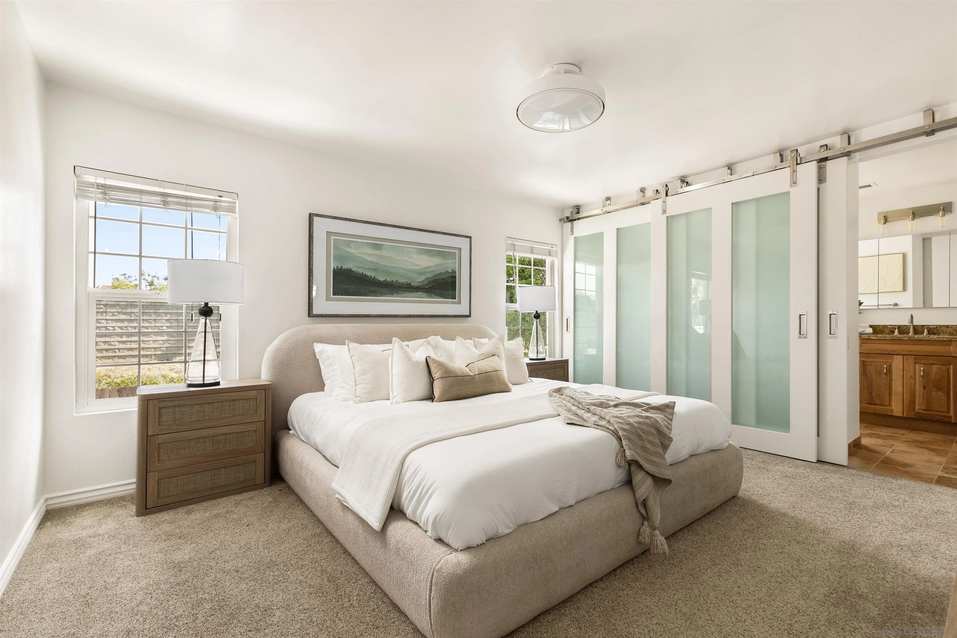 https://cdn.realtyfeed.com/cdn/127/260015503/9034733079ff29db0a4086c73bc96a7d.webp