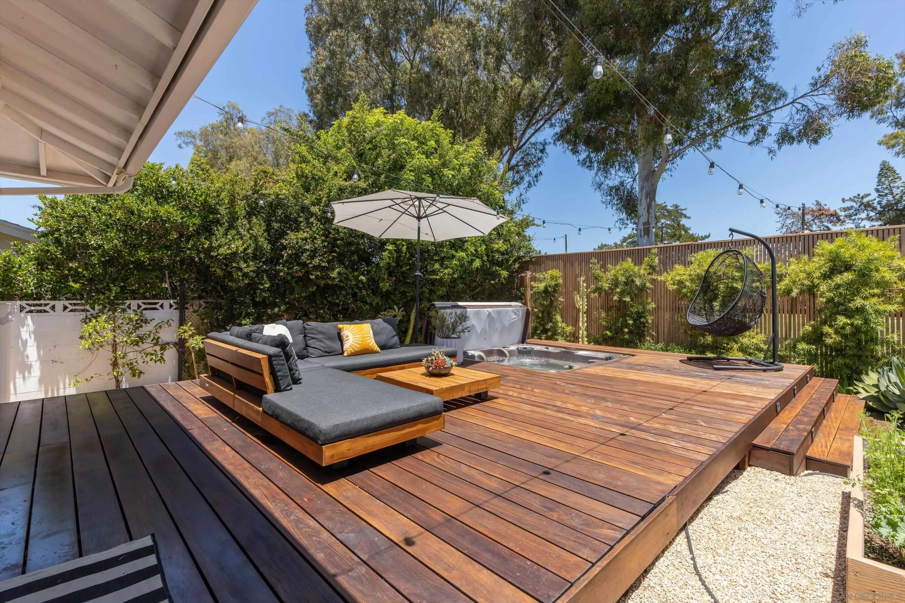https://cdn.realtyfeed.com/cdn/127/260015504/6b1e442891e4b99c2061b7d007e1bbe2.webp